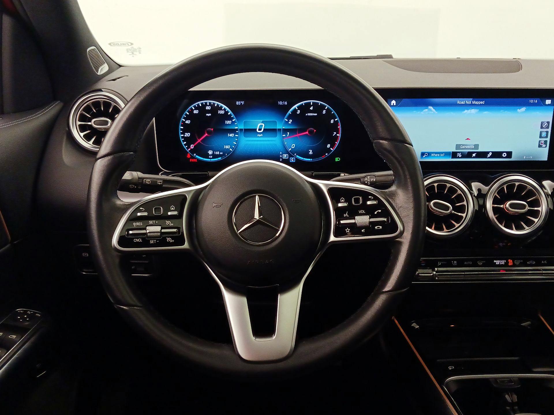 Thumbnail: 2021 Mercedes-Benz GLA - 10