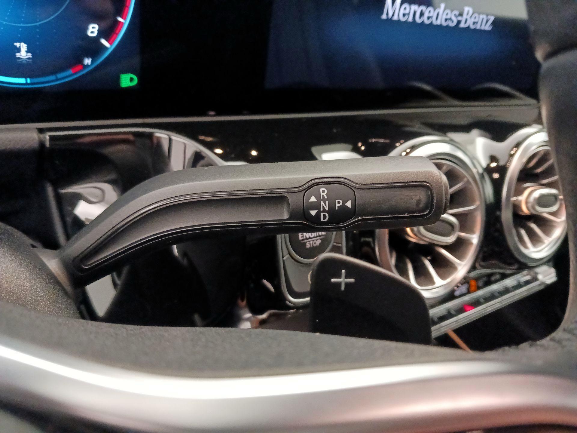 Thumbnail: 2021 Mercedes-Benz GLA - 18