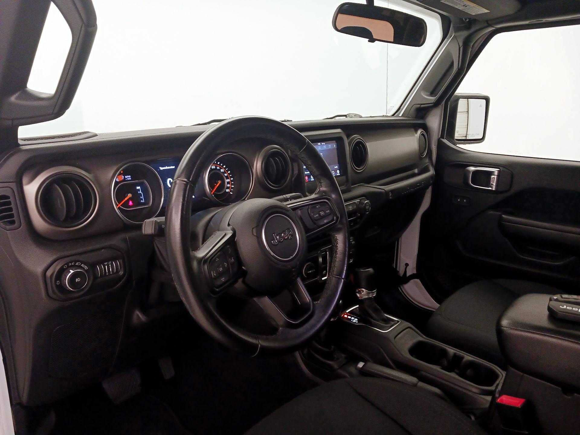 Thumbnail: 2021 Jeep Wrangler - 9