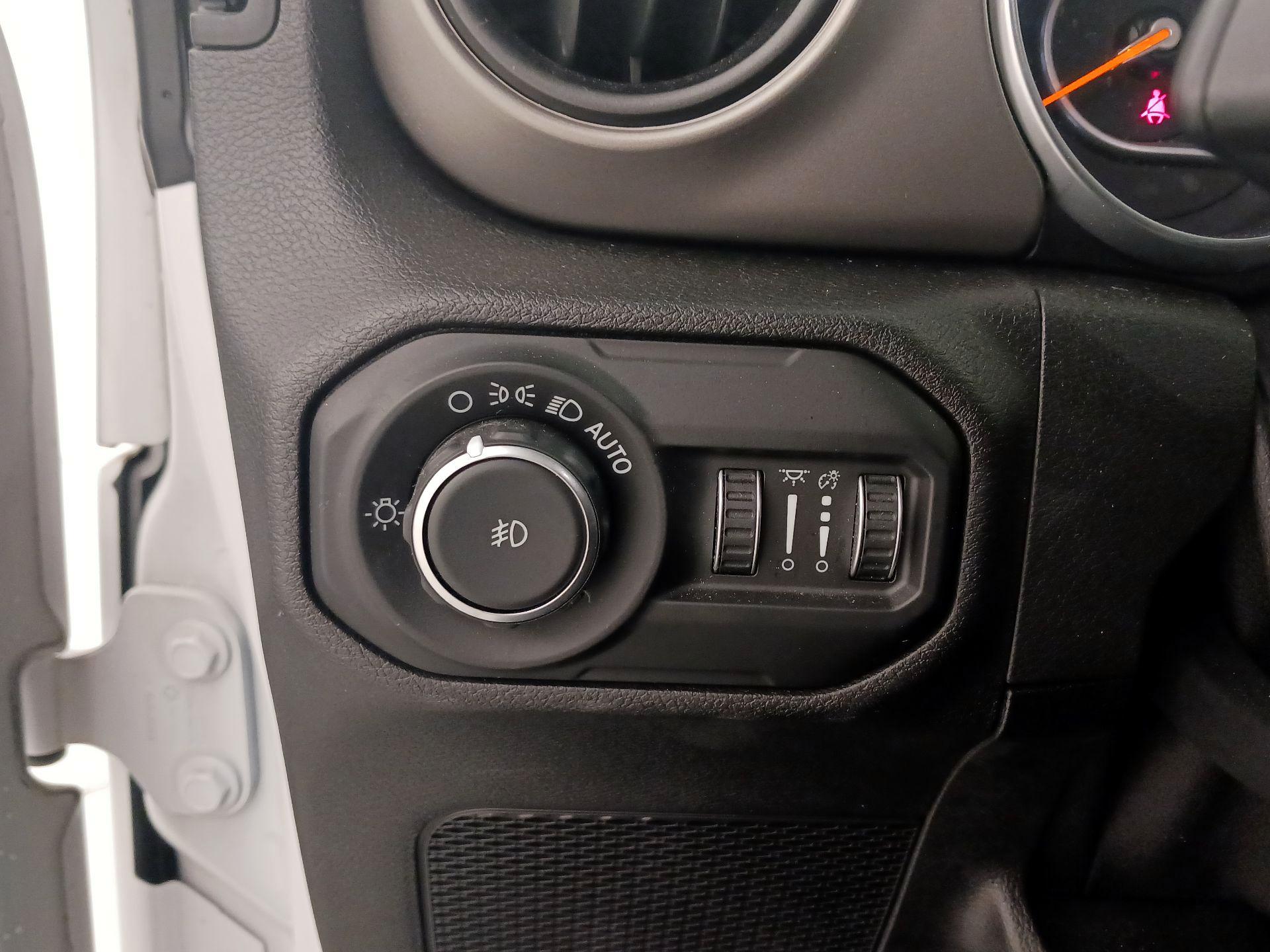 Thumbnail: 2021 Jeep Wrangler - 13
