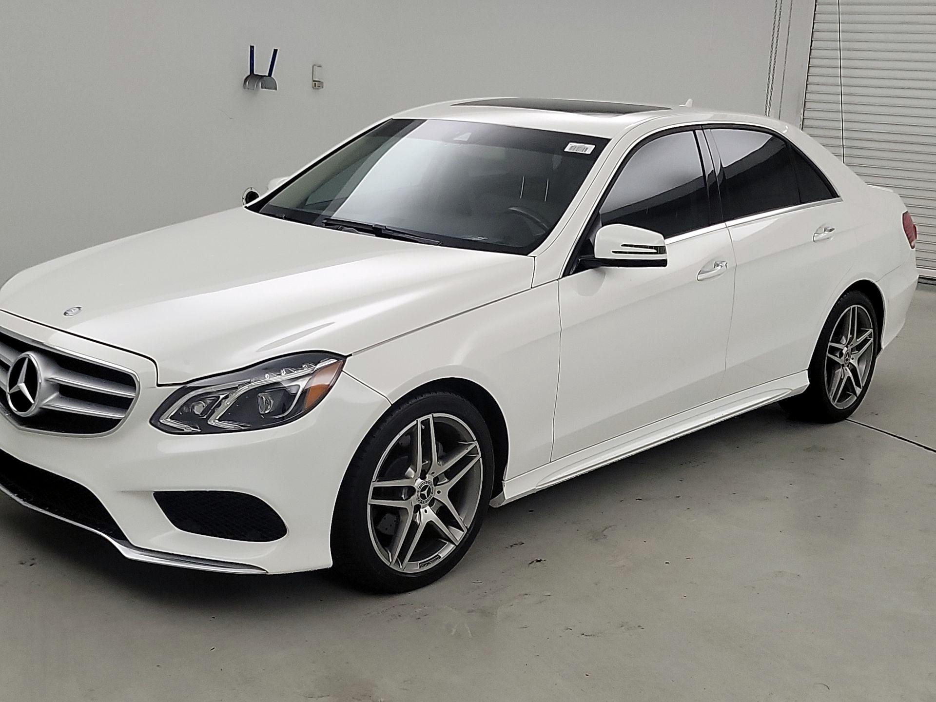 Thumbnail: 2016 Mercedes-Benz E-Class - 3