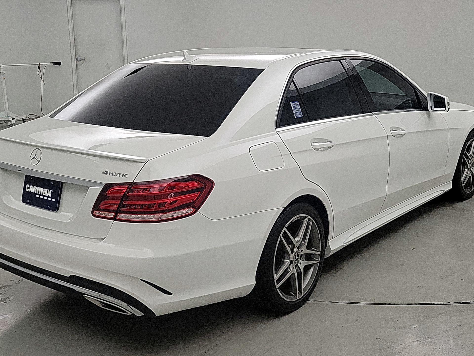 Thumbnail: 2016 Mercedes-Benz E-Class - 5