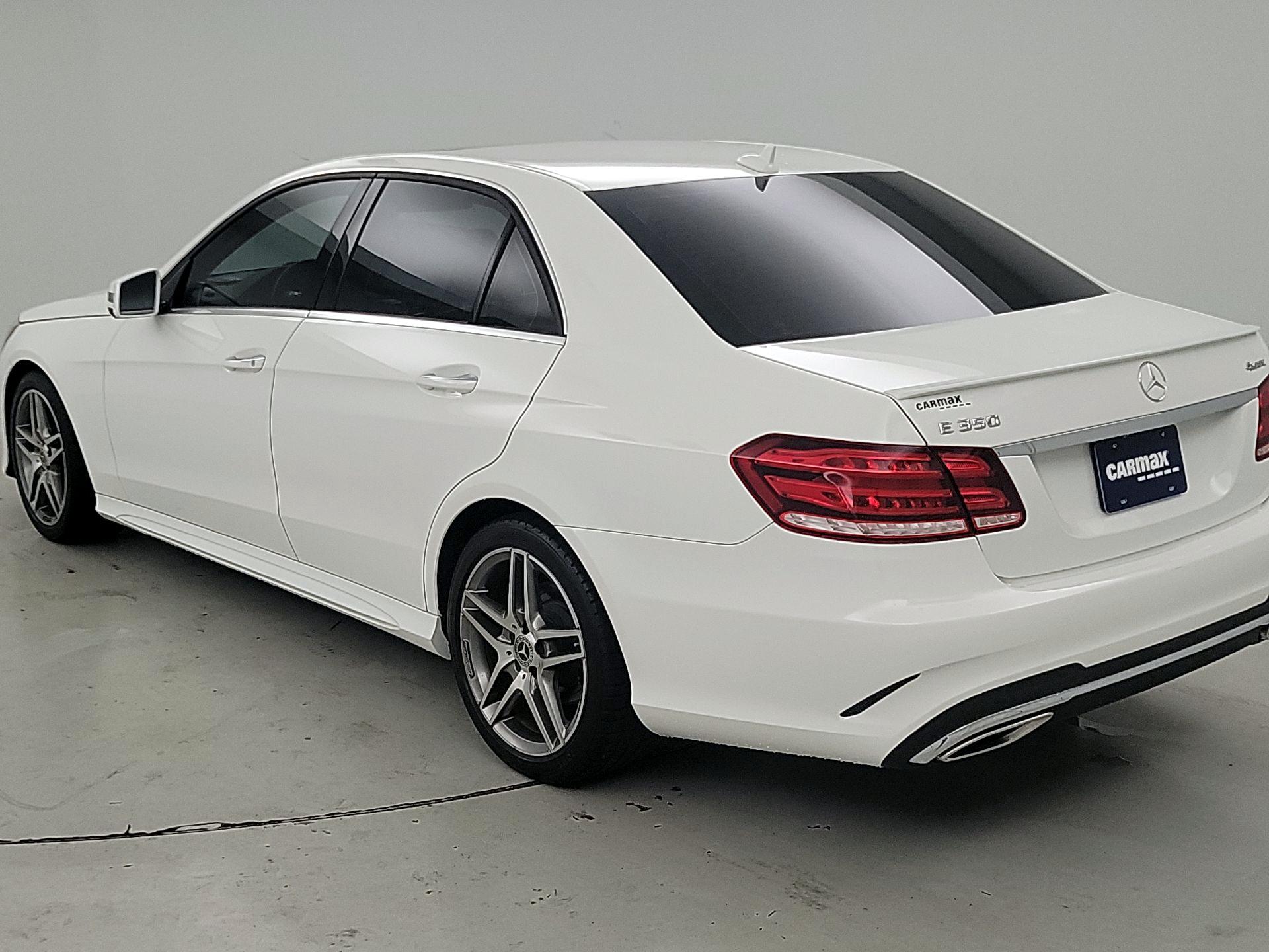Thumbnail: 2016 Mercedes-Benz E-Class - 7