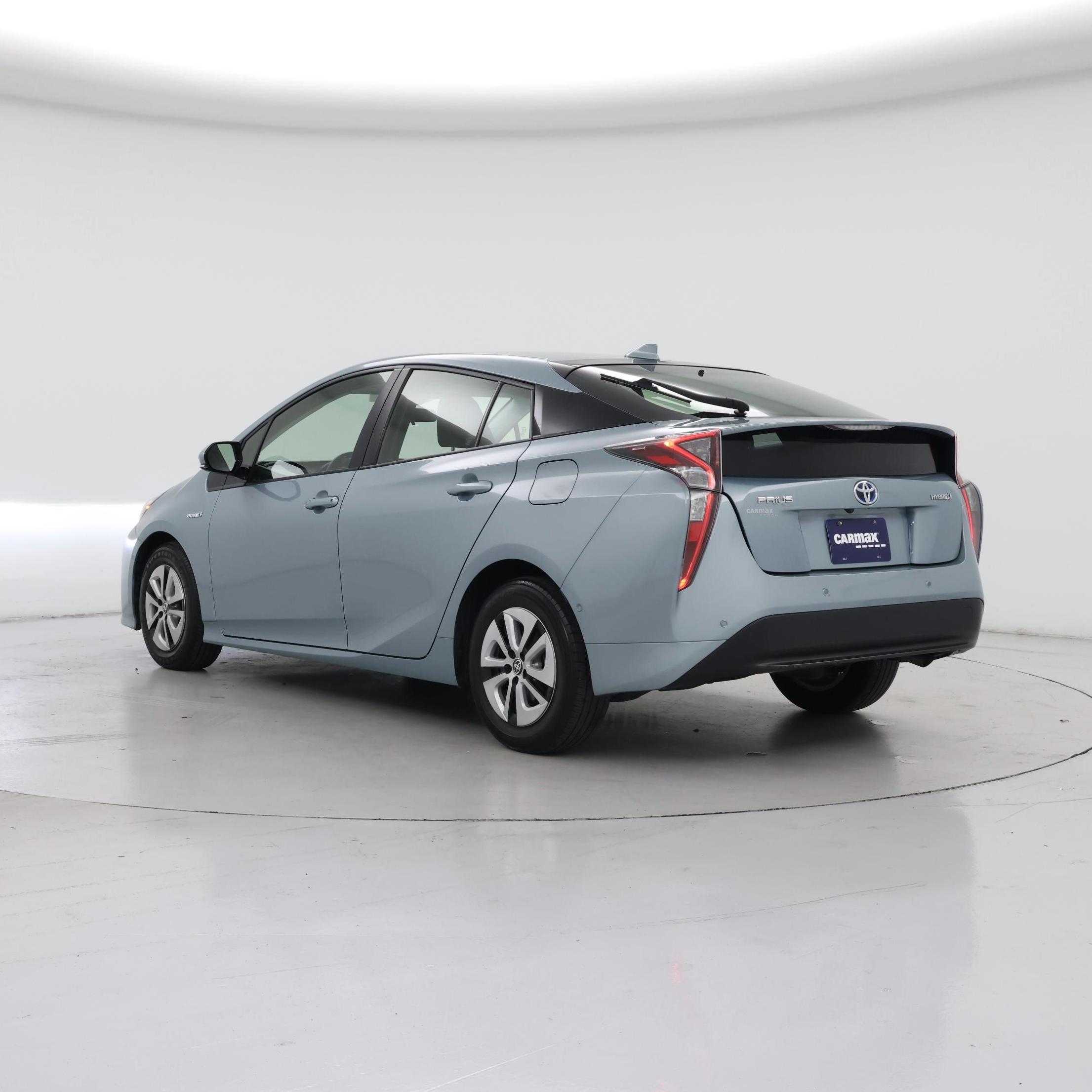 Thumbnail: 2018 Toyota Prius - 2