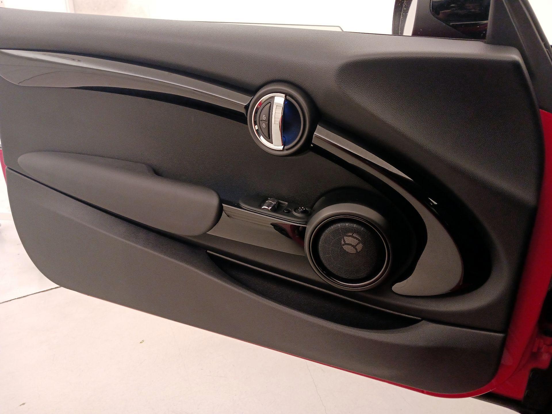 Thumbnail: 2021 MINI Cooper Hardtop - 12