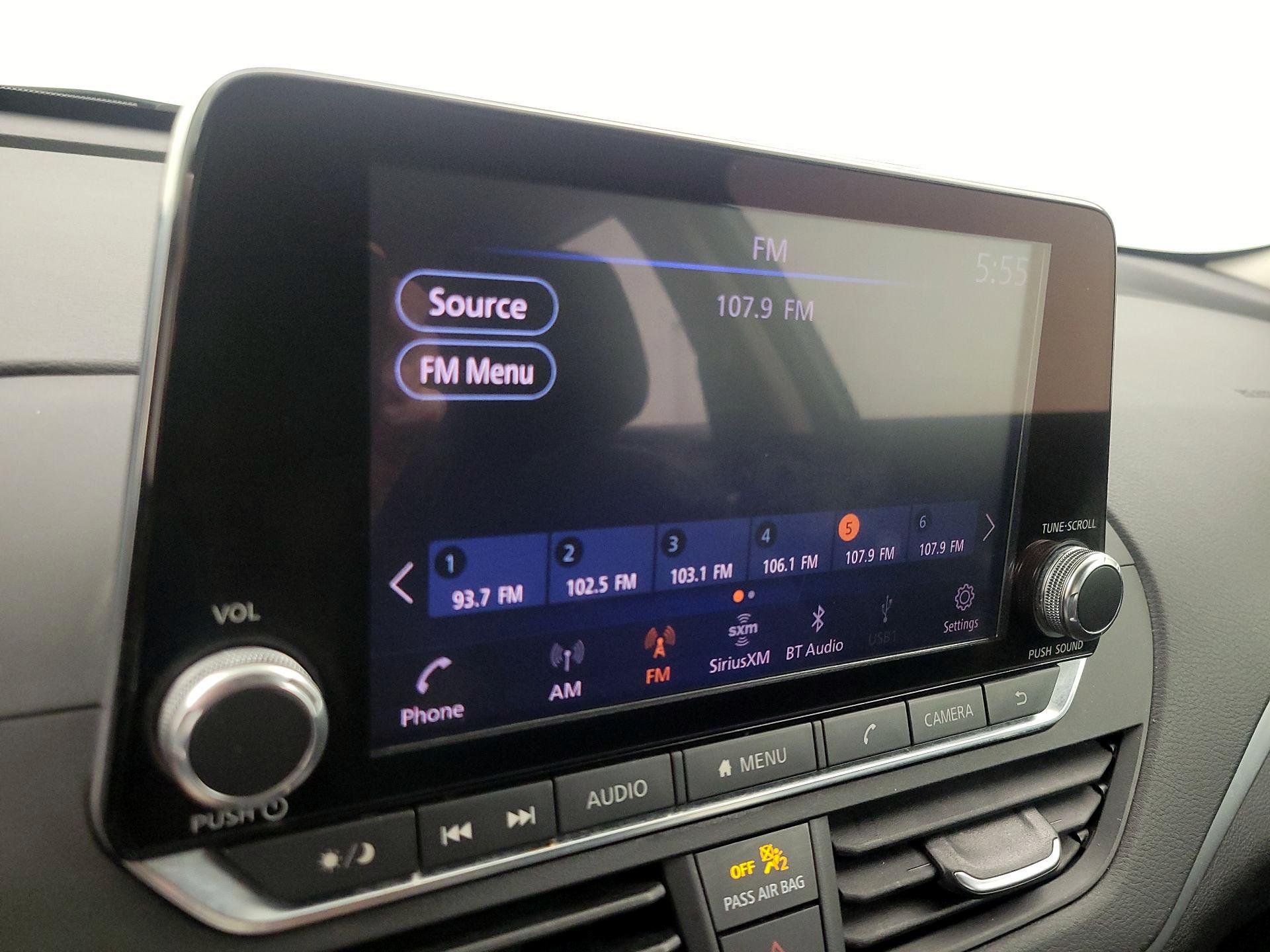 Thumbnail: 2019 Nissan Altima - 15