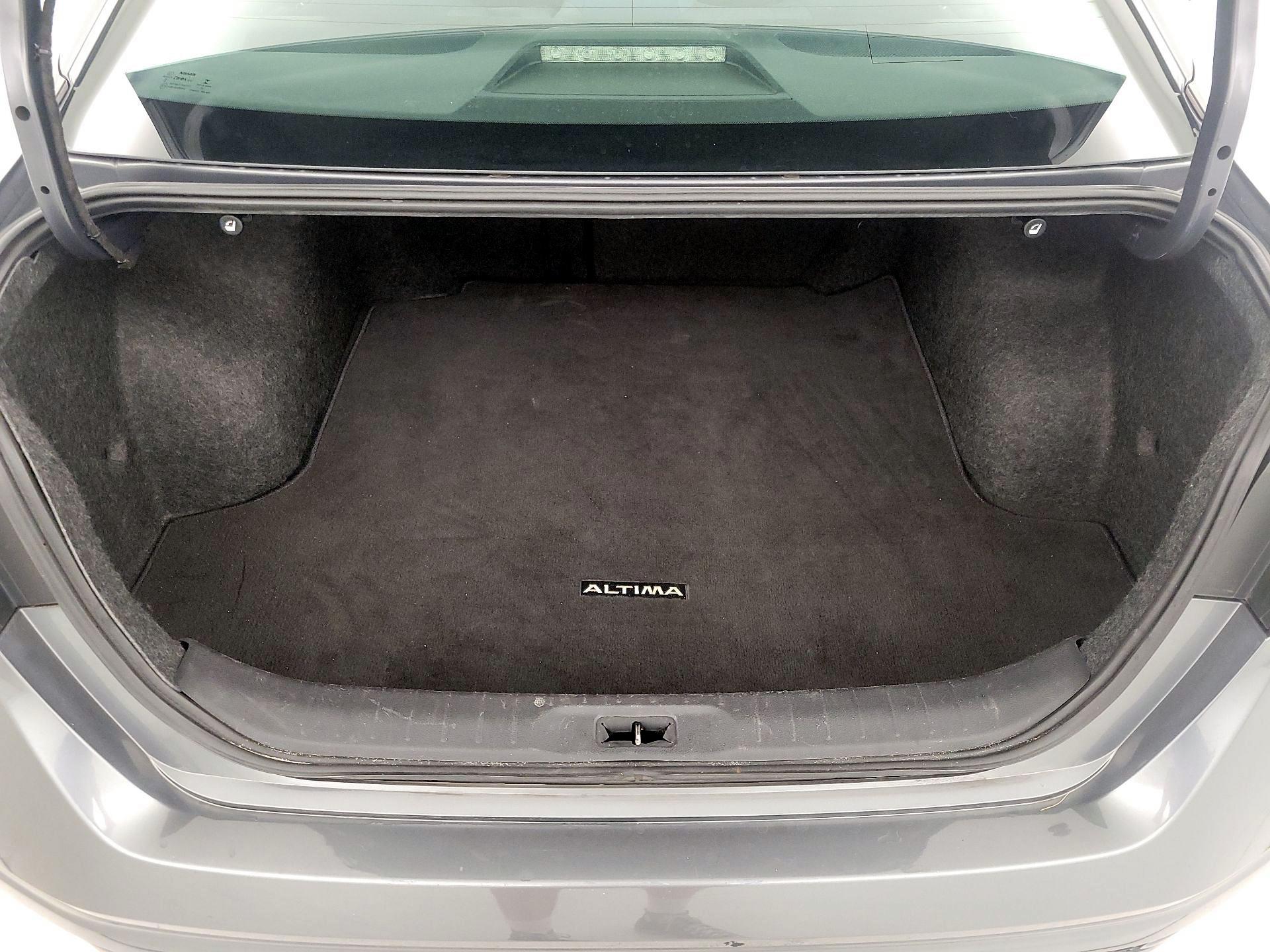 Thumbnail: 2019 Nissan Altima - 20