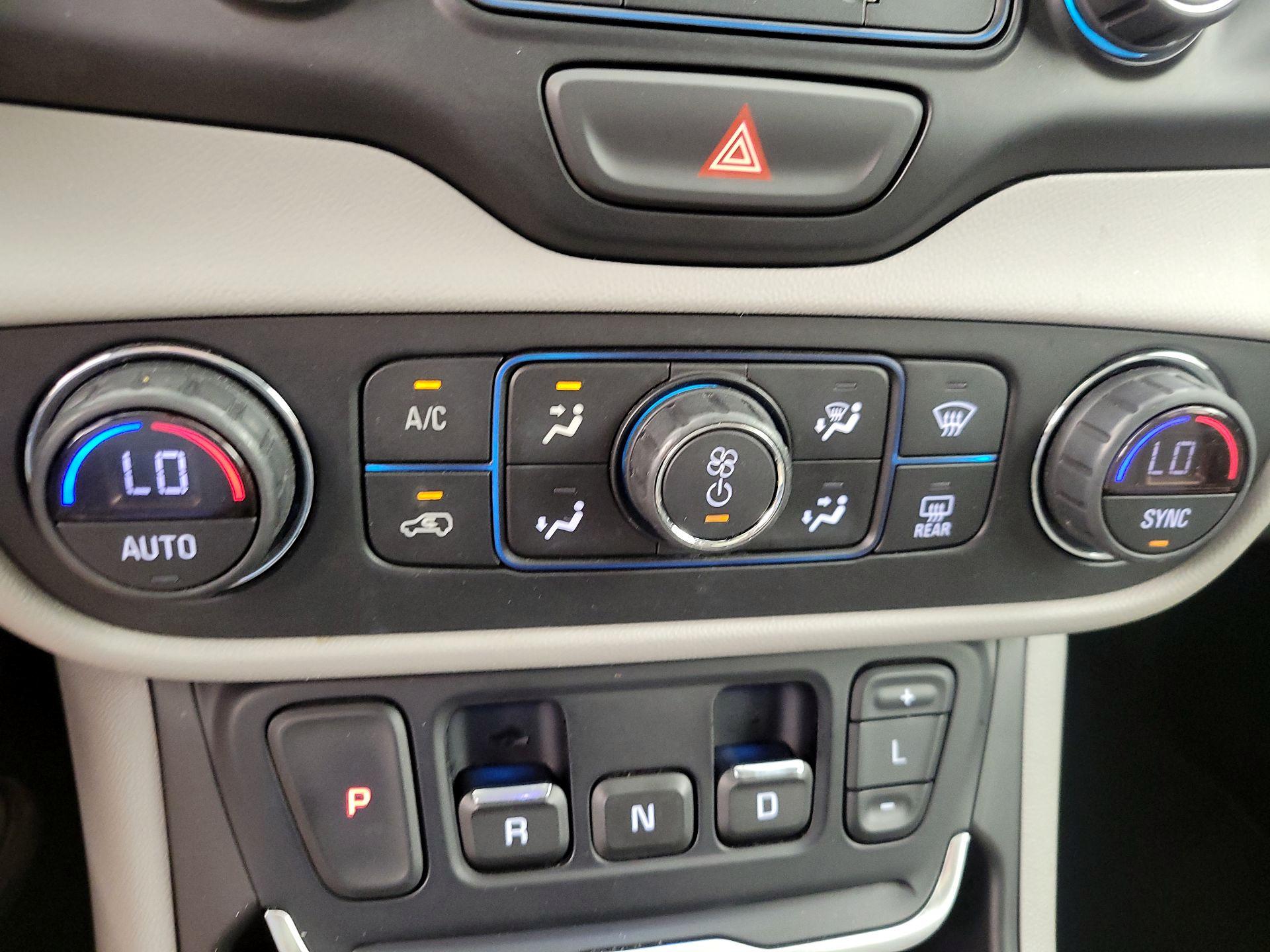 Thumbnail: 2019 GMC Terrain - 16