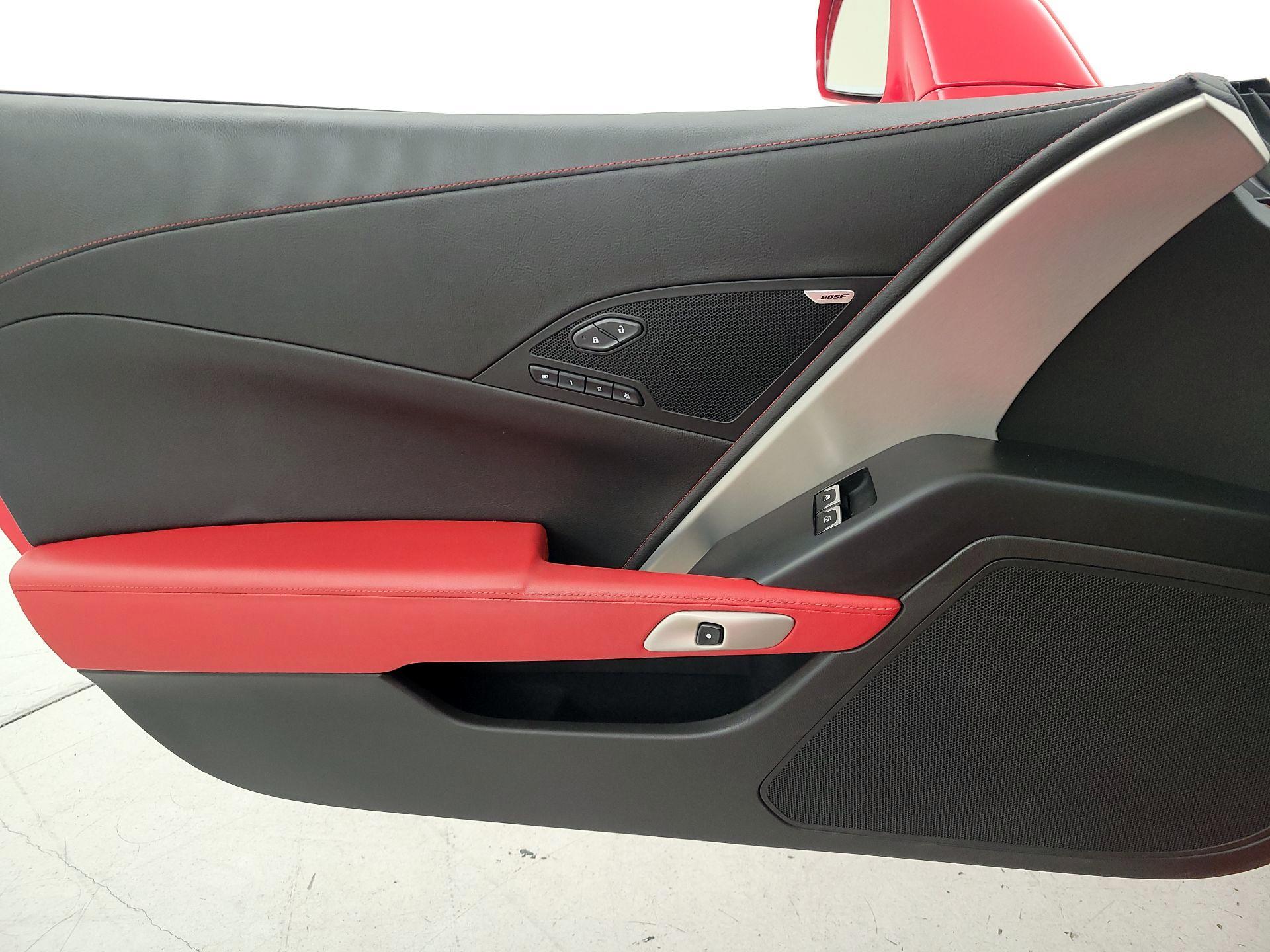 Thumbnail: 2014 Chevrolet Corvette - 12