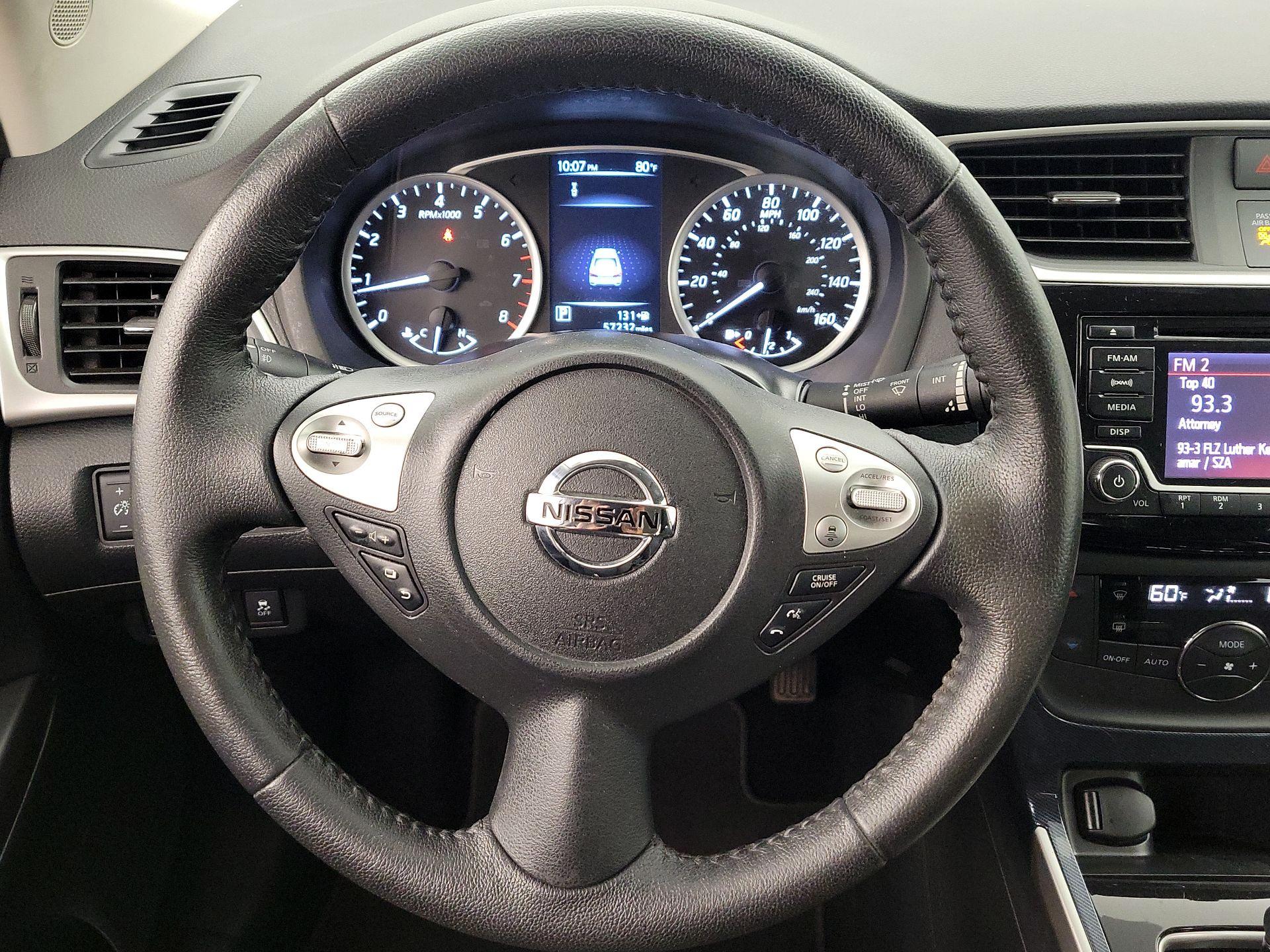 Thumbnail: 2018 Nissan Sentra - 10