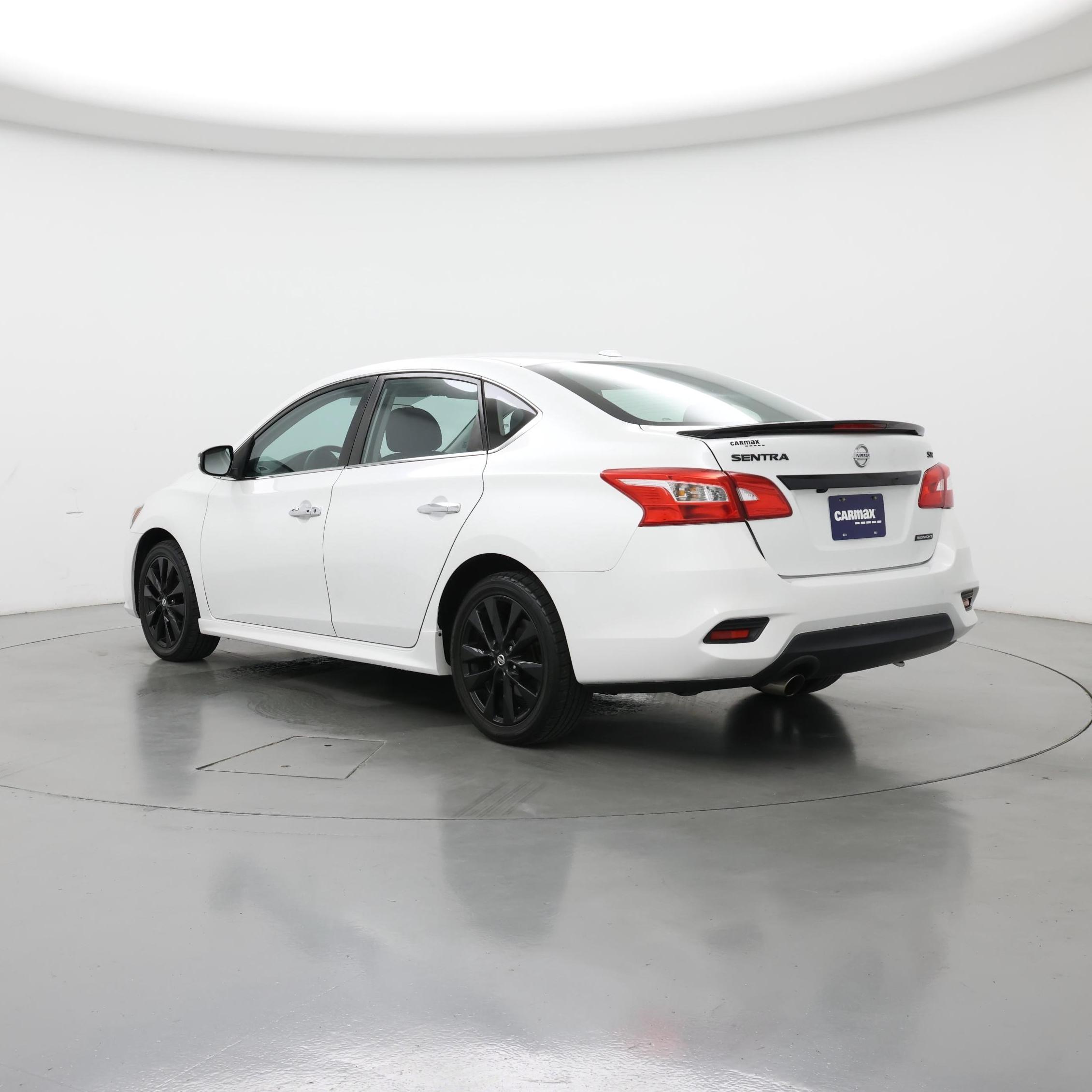 Thumbnail: 2018 Nissan Sentra - 2