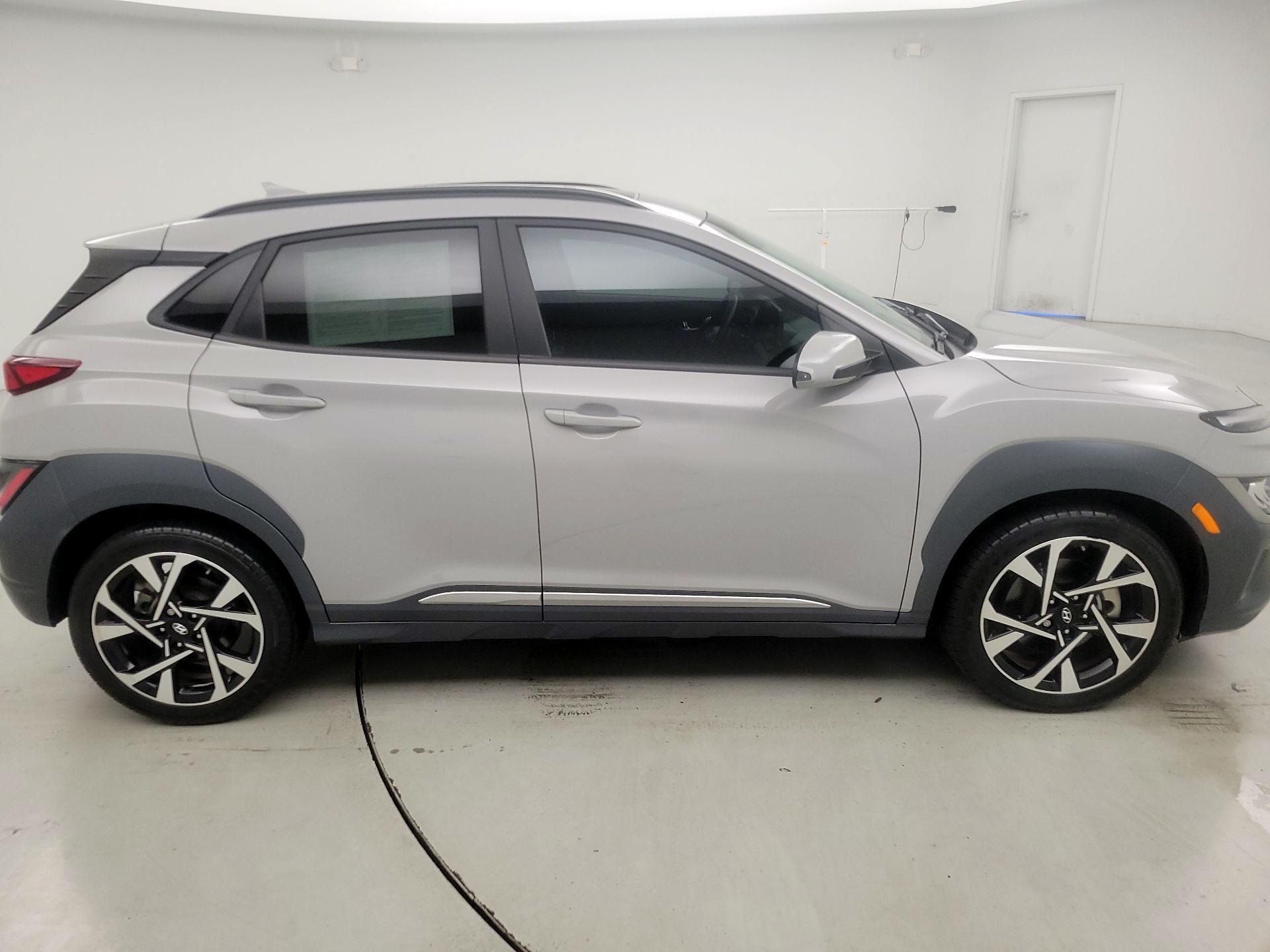 Thumbnail: 2022 Hyundai Kona - 4