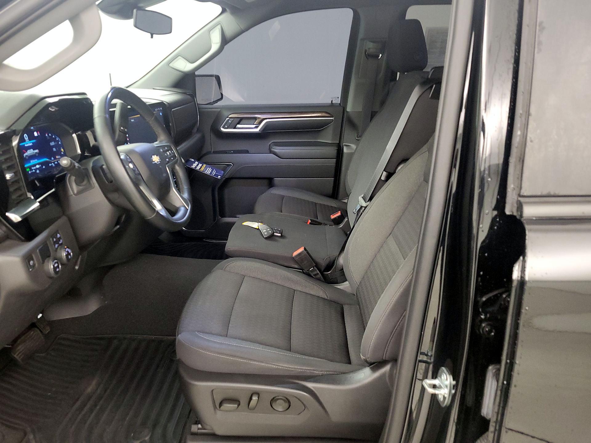 Thumbnail: 2023 Chevrolet Silverado 1500 - 9