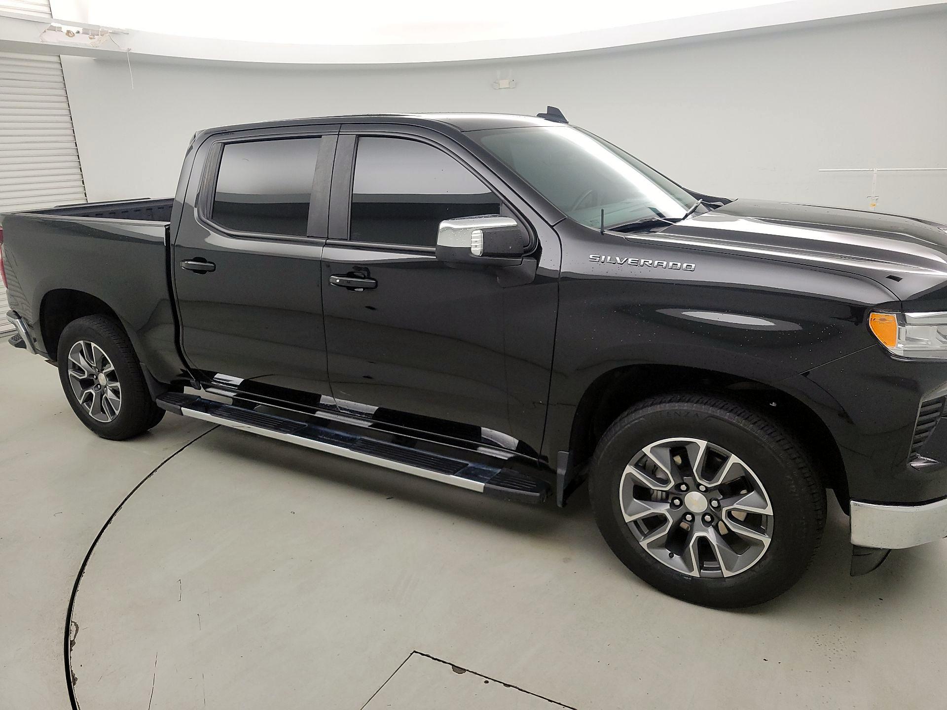 Thumbnail: 2023 Chevrolet Silverado 1500 - 4