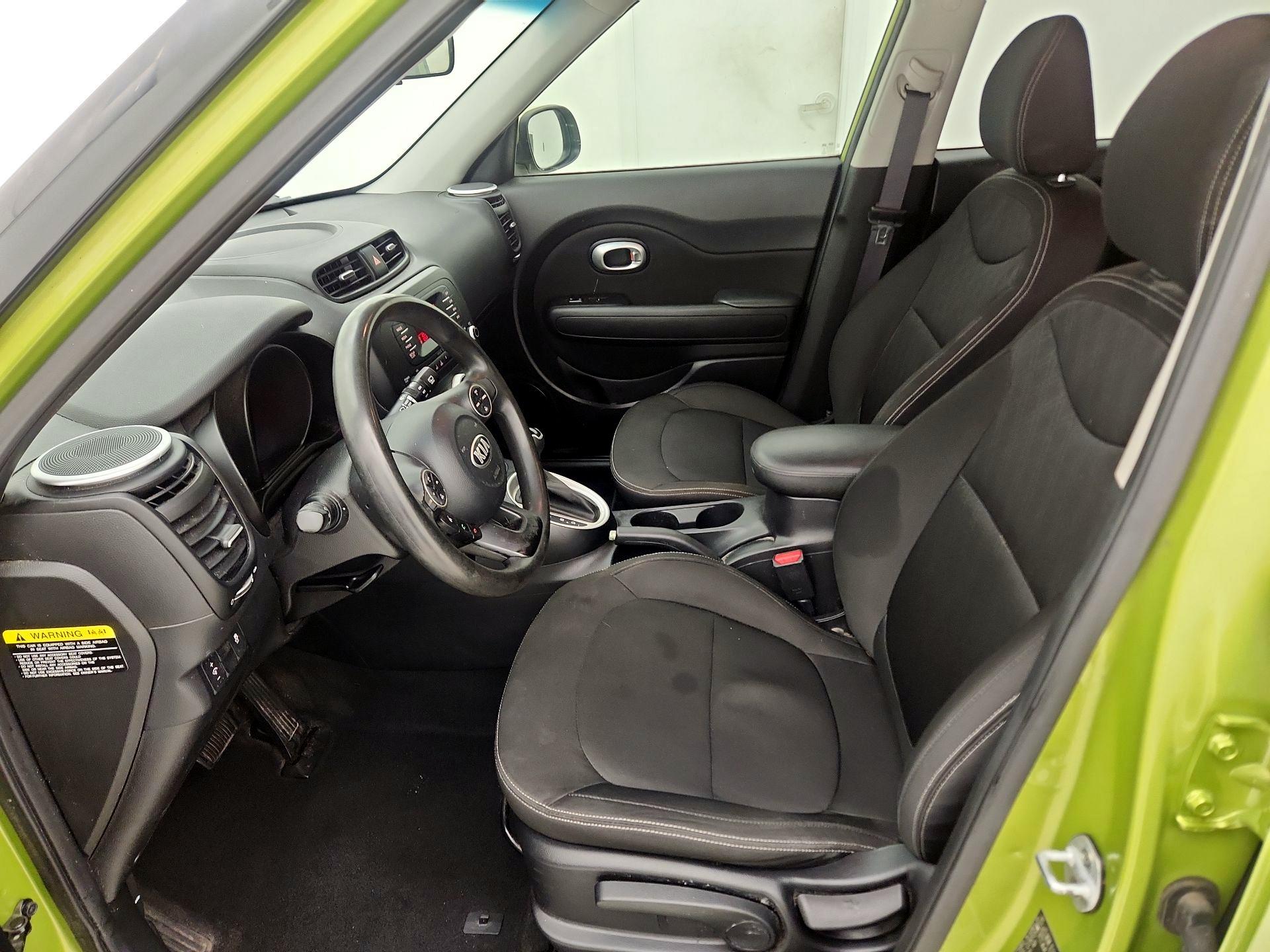 Thumbnail: 2016 Kia Soul - 11