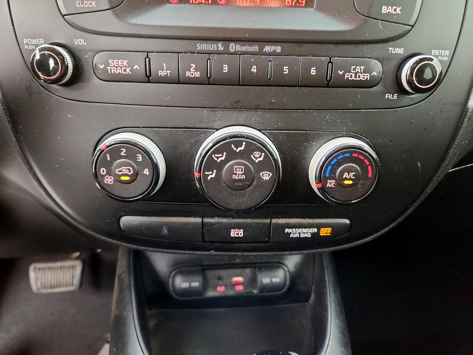 Thumbnail: 2016 Kia Soul - 15