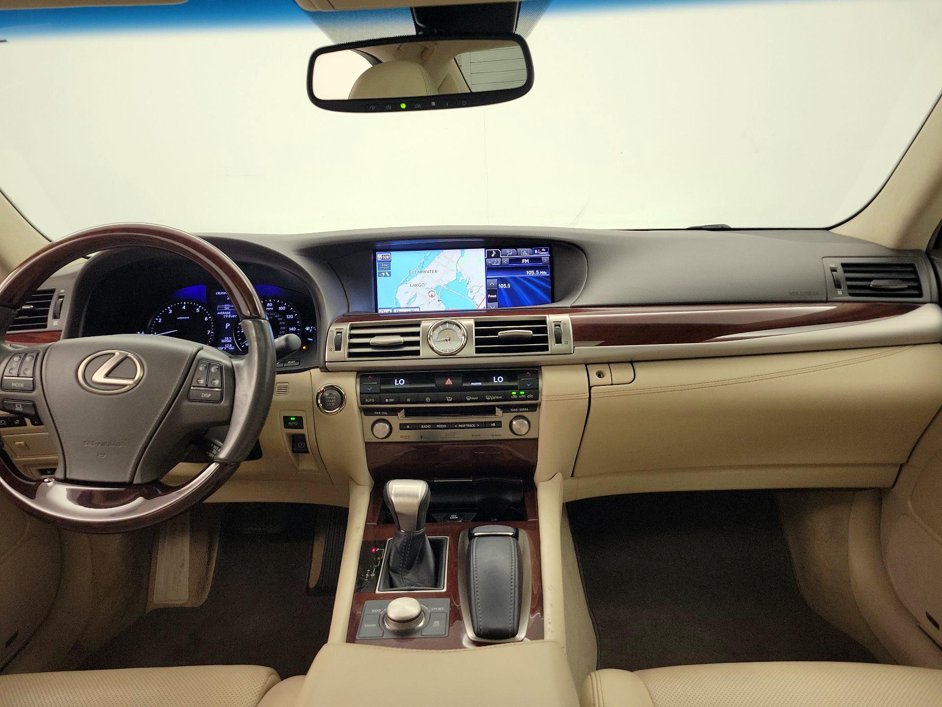 Thumbnail: 2014 Lexus LS - 9