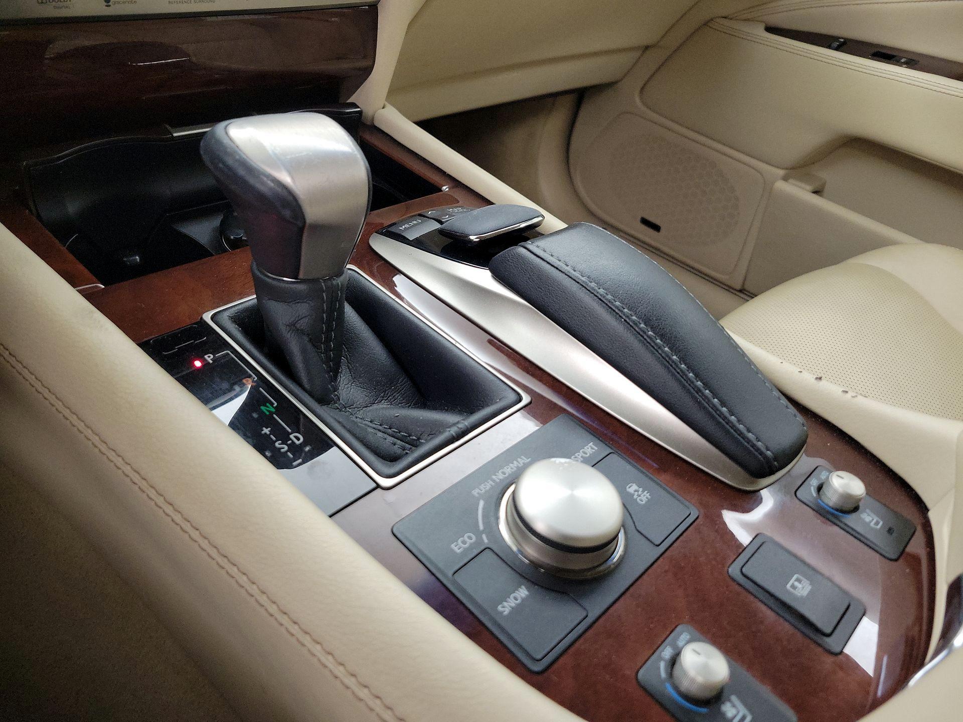 Thumbnail: 2014 Lexus LS - 17
