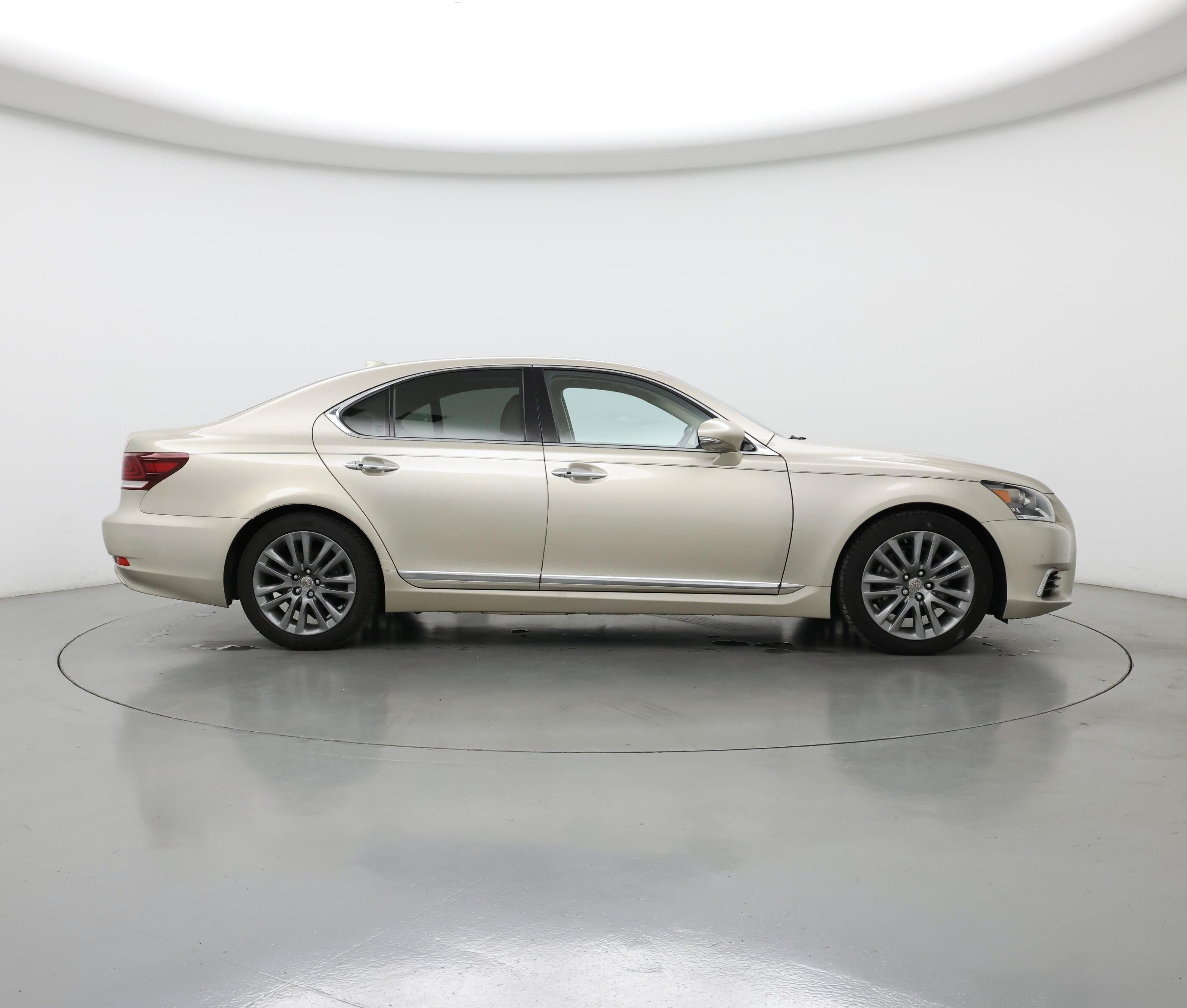 Thumbnail: 2014 Lexus LS - 7