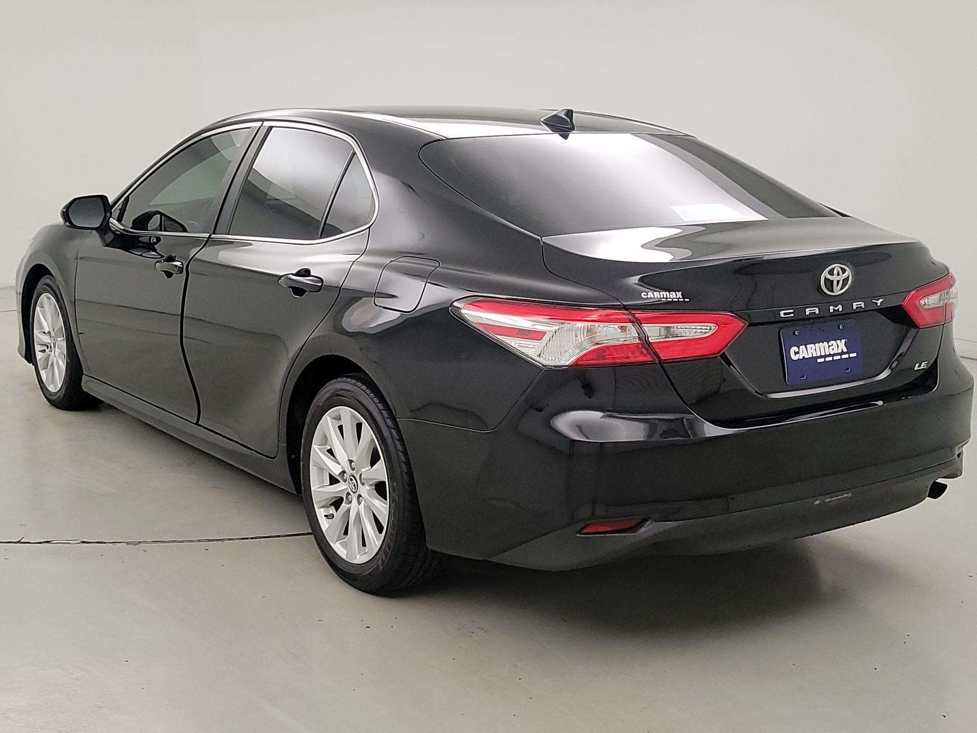 Thumbnail: 2019 Toyota Camry - 7