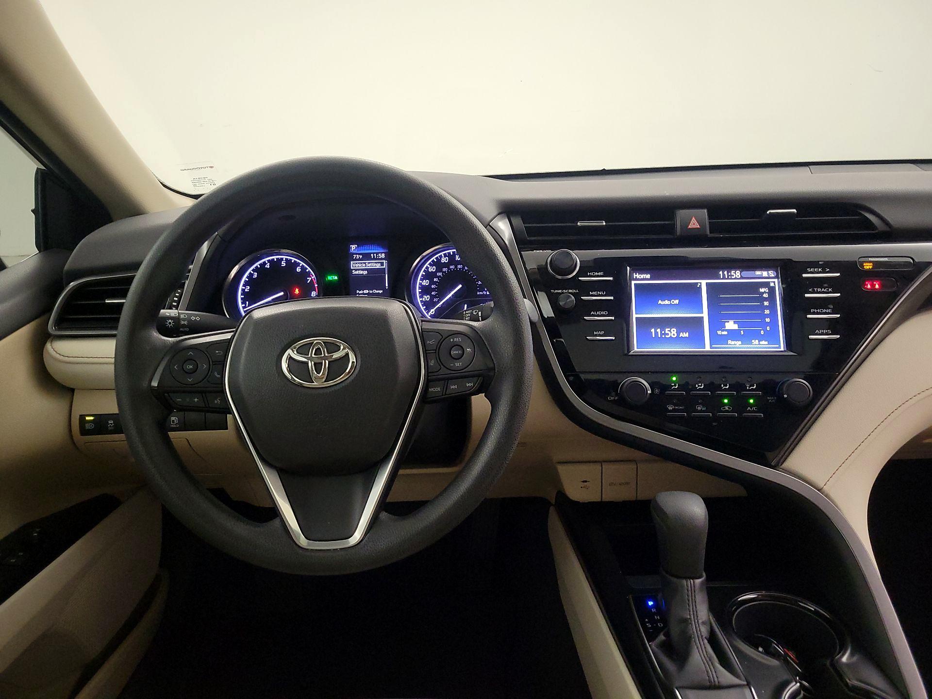 Thumbnail: 2019 Toyota Camry - 8