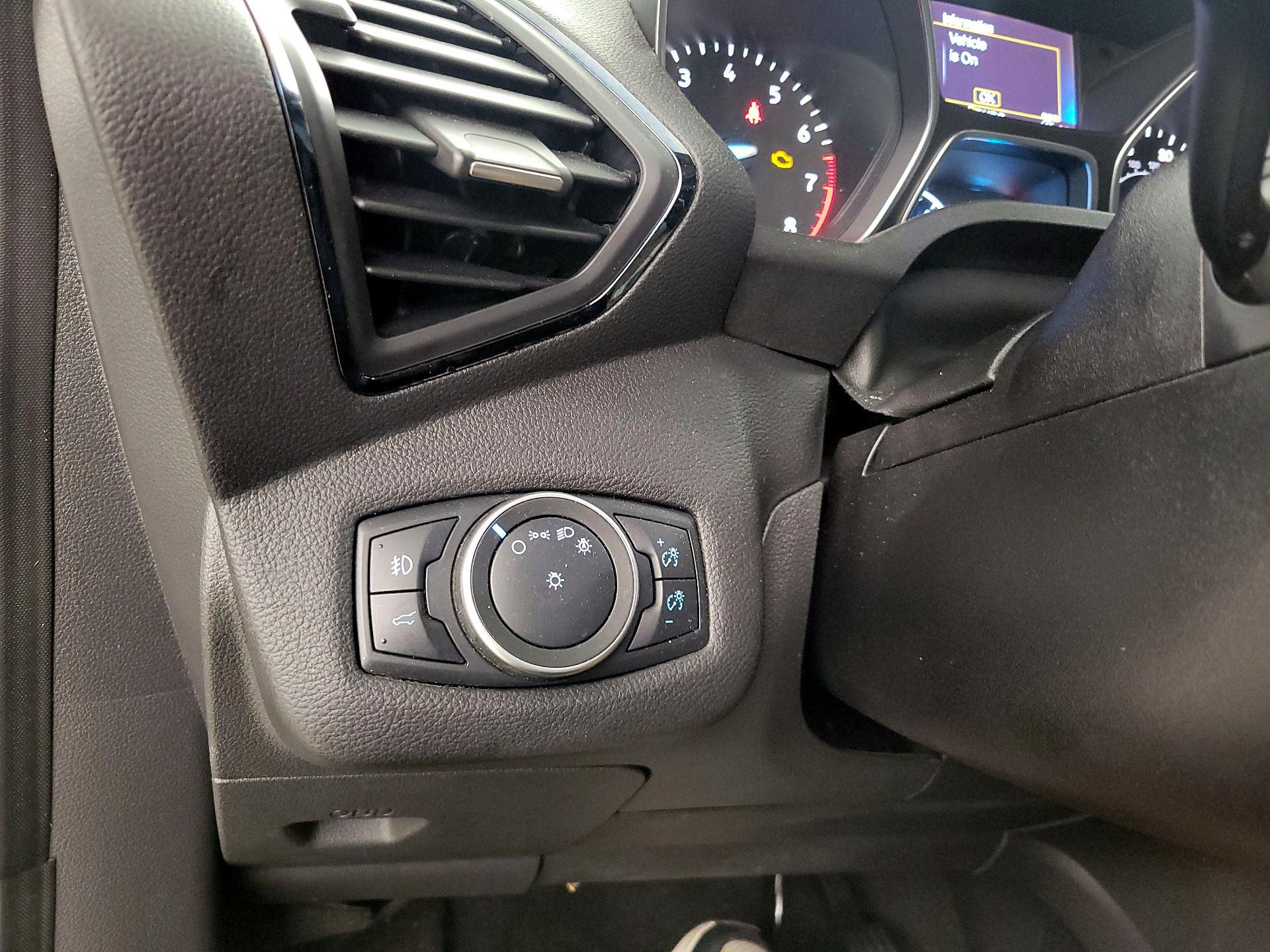 Thumbnail: 2019 Ford Escape - 11