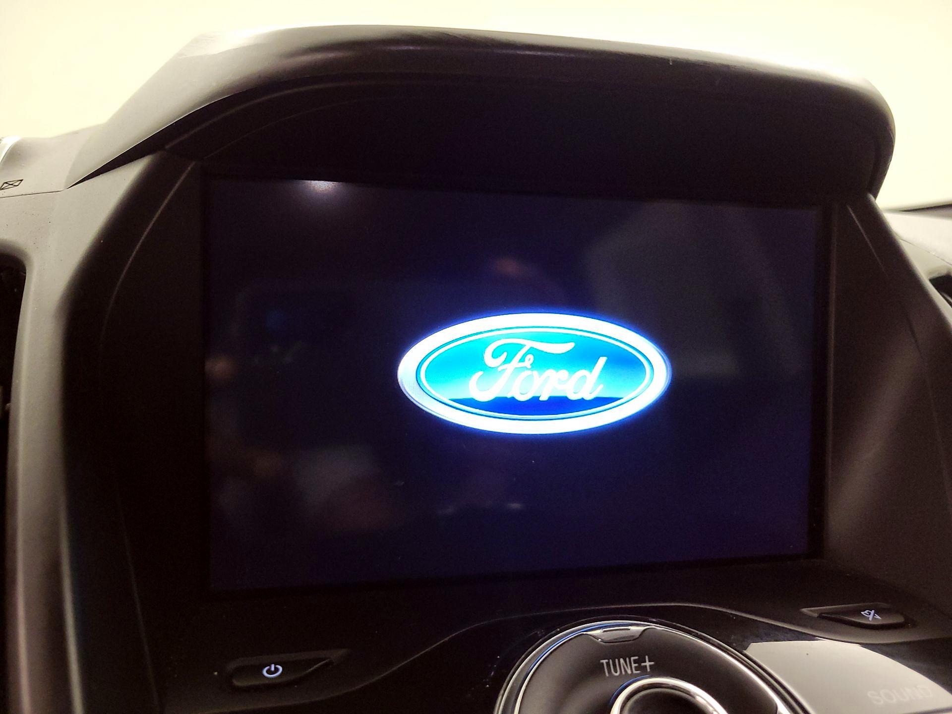 Thumbnail: 2019 Ford Escape - 14