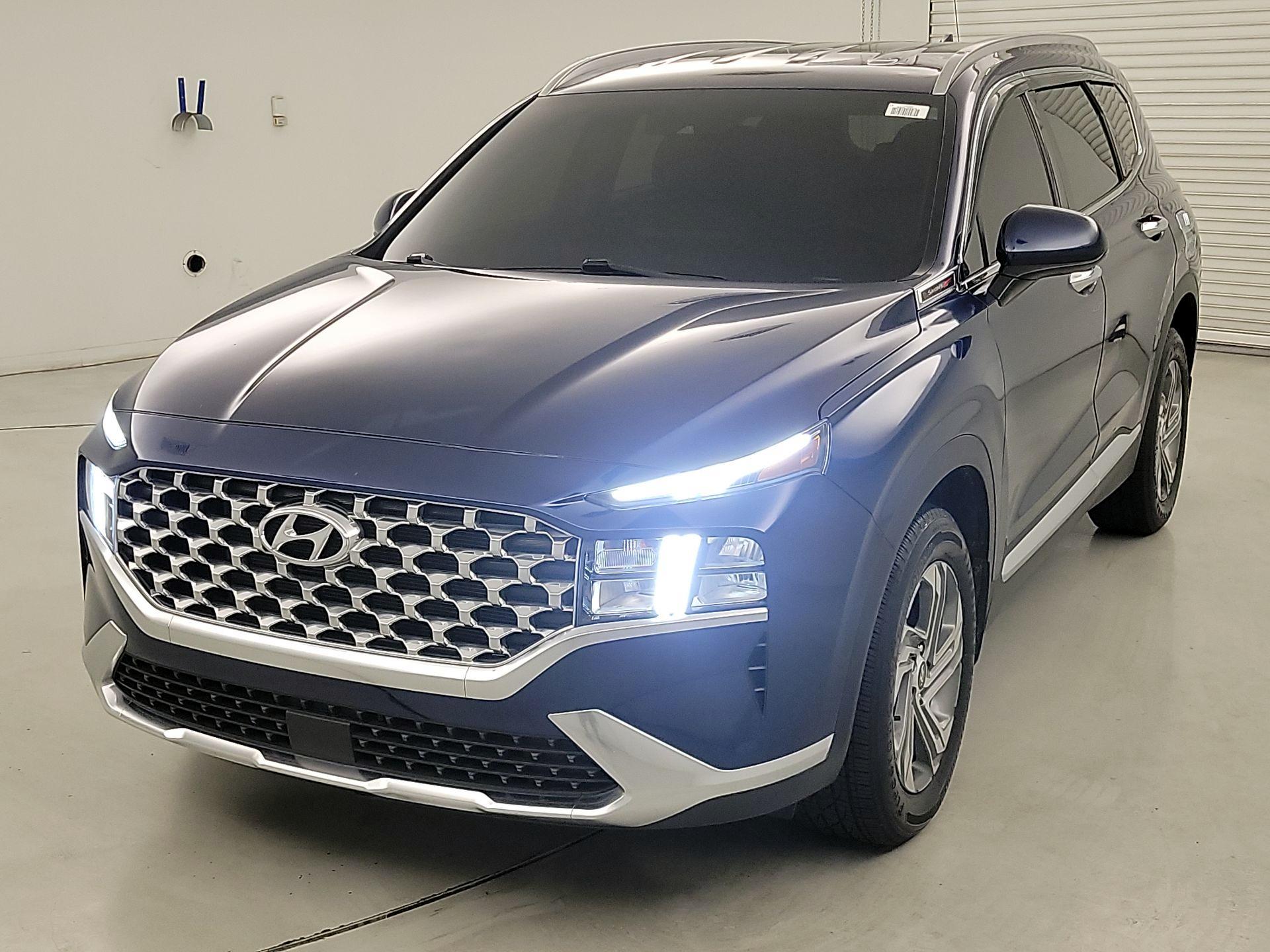 Thumbnail: 2021 Hyundai Santa Fe - 3
