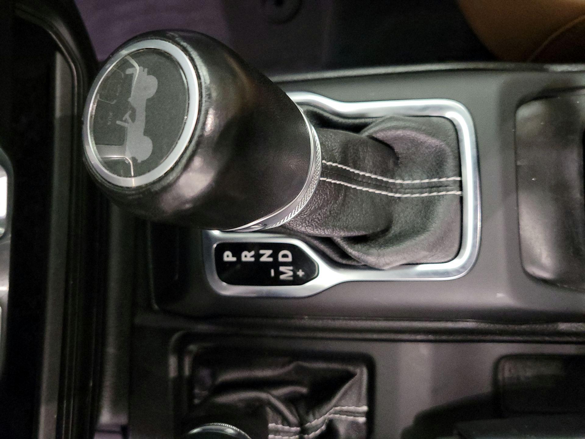 Thumbnail: 2020 Jeep Wrangler - 16