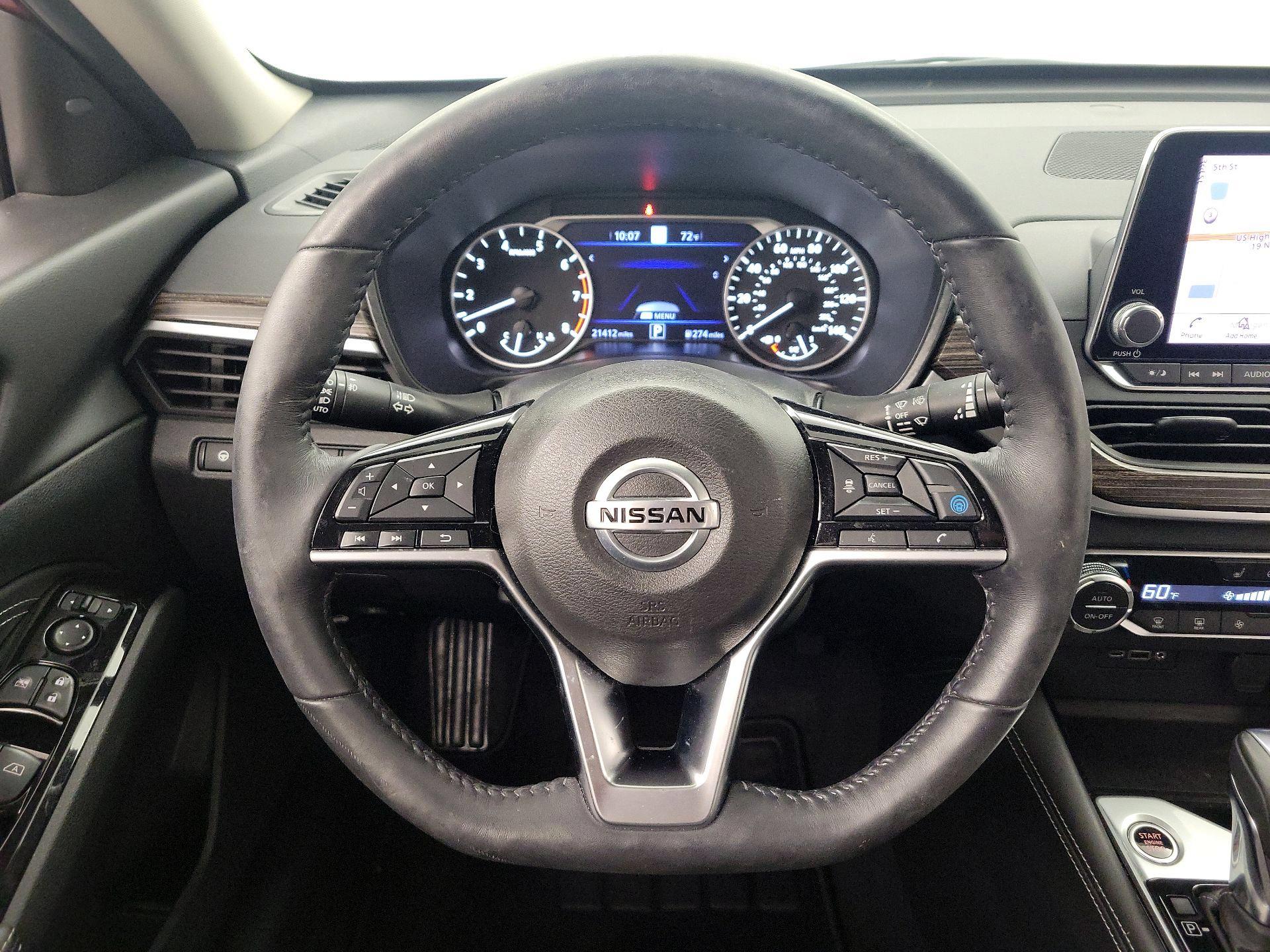 Thumbnail: 2020 Nissan Altima - 10