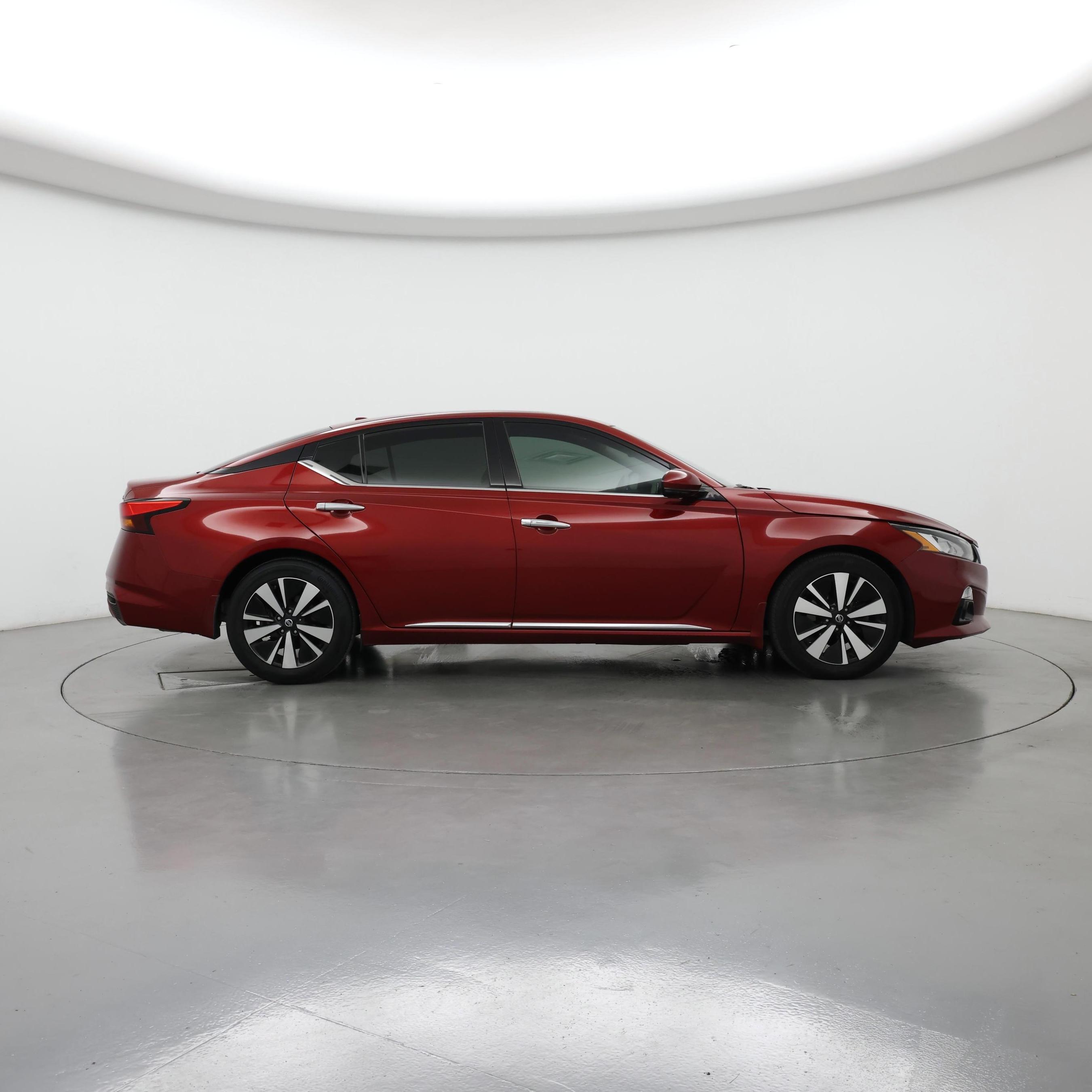 Thumbnail: 2020 Nissan Altima - 7