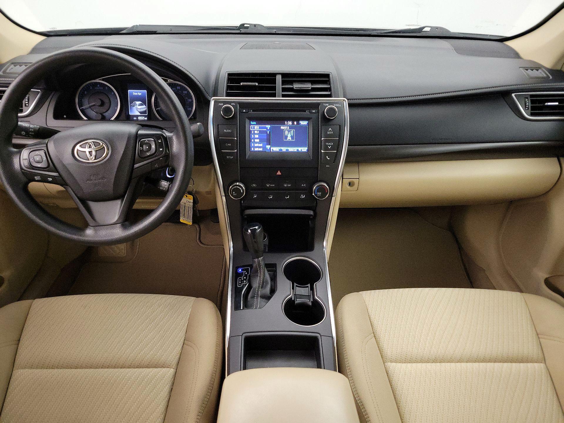 Thumbnail: 2016 Toyota Camry - 9