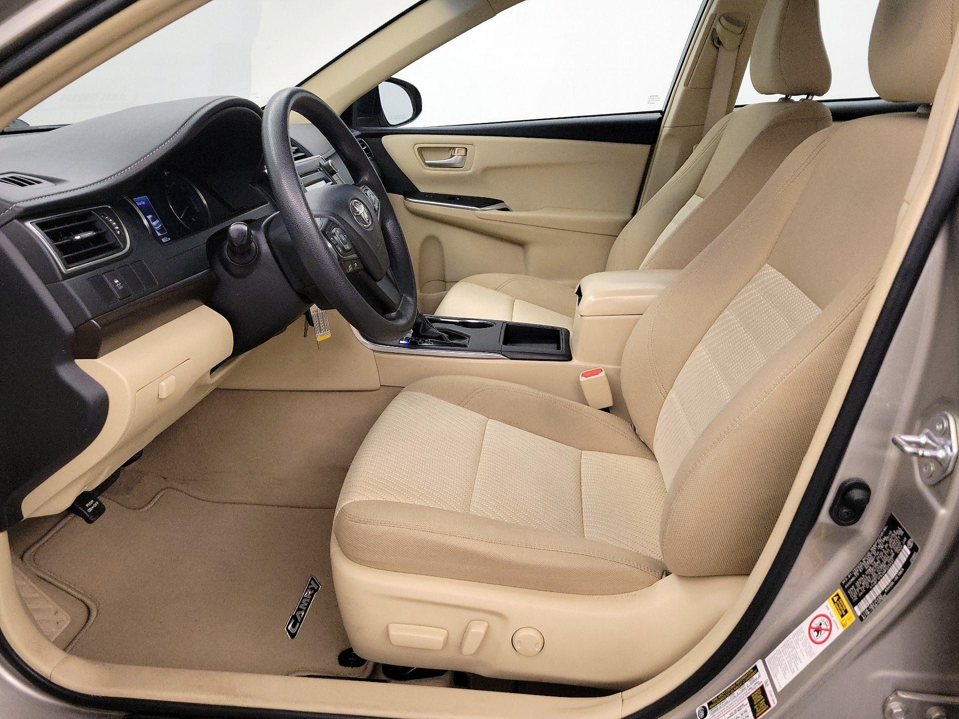 Thumbnail: 2016 Toyota Camry - 11