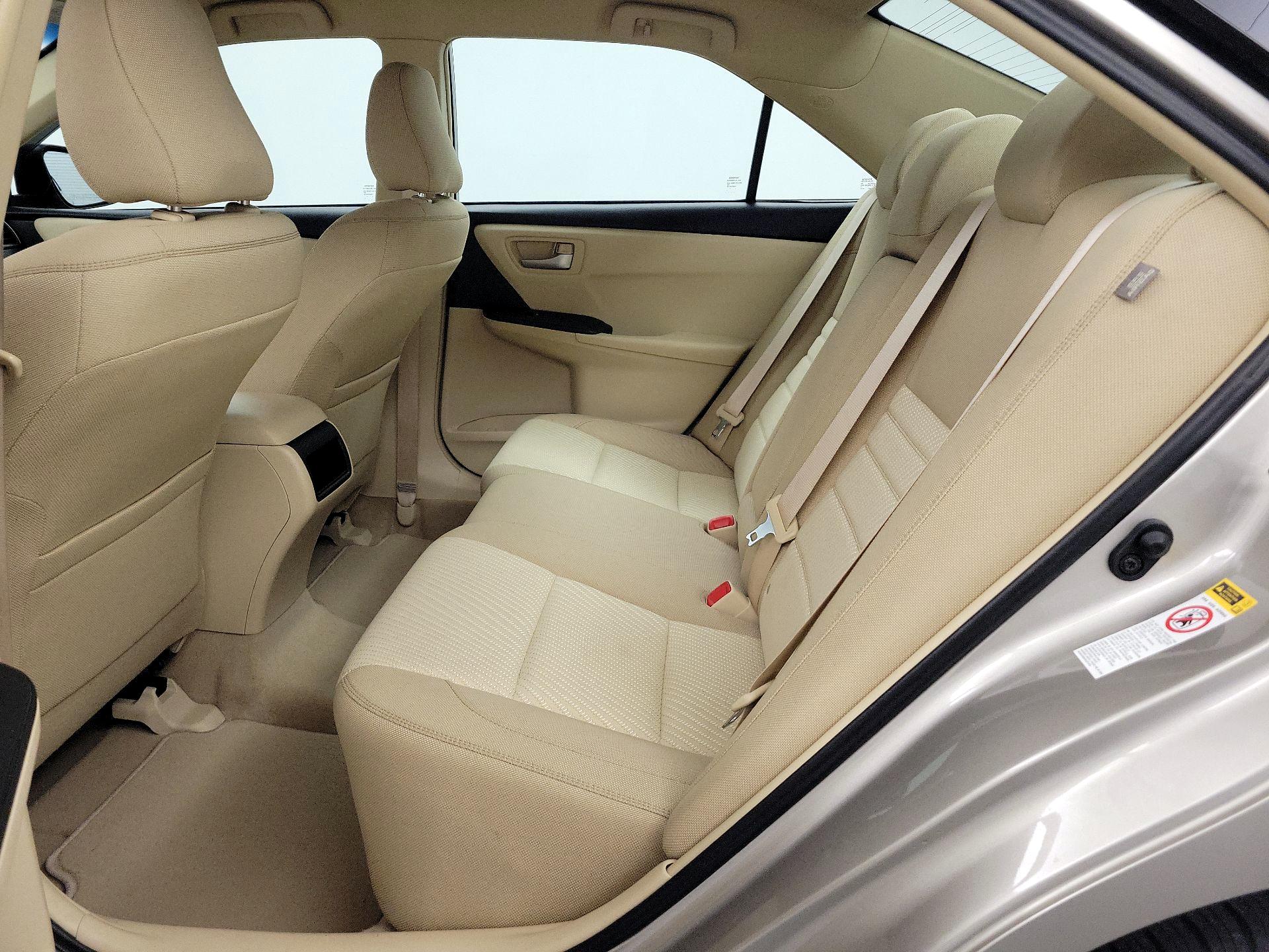 Thumbnail: 2016 Toyota Camry - 19