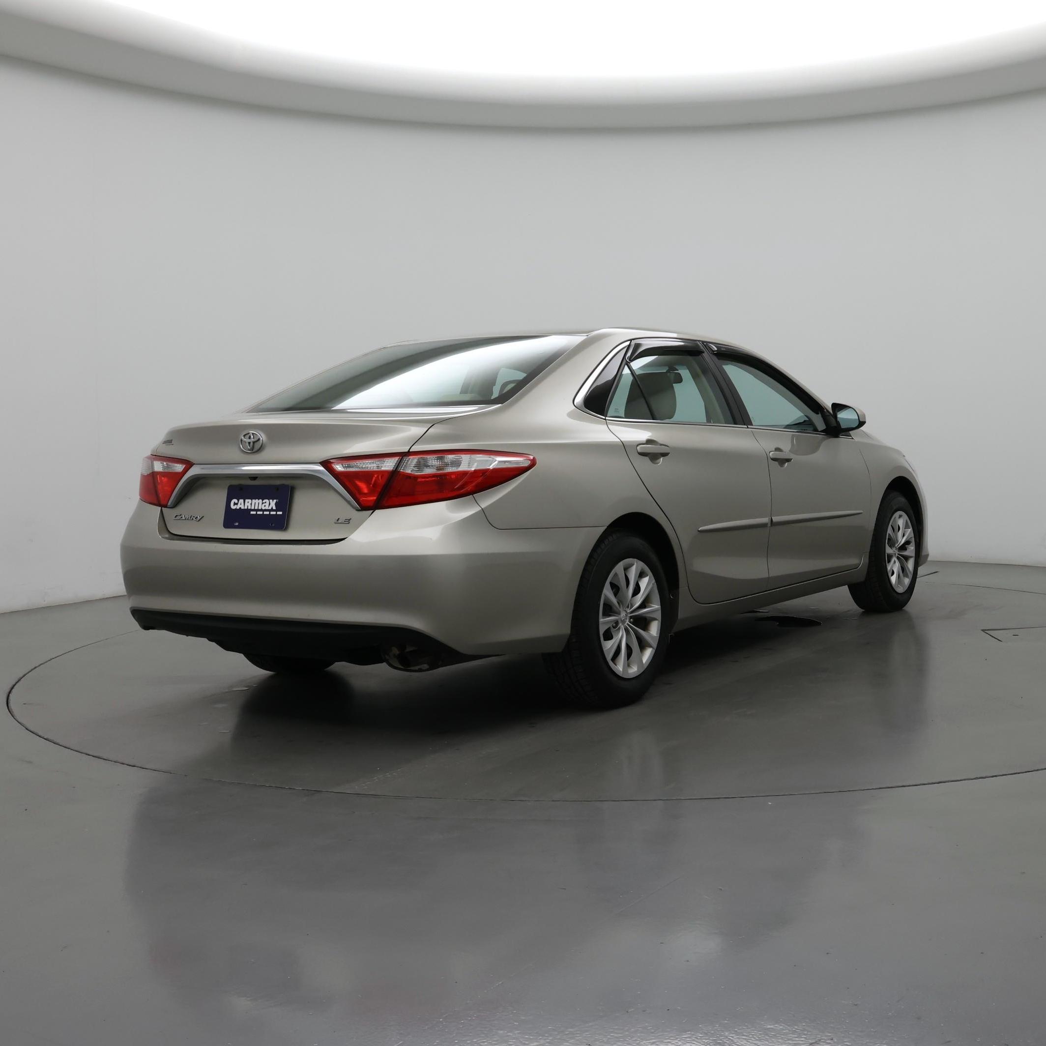 Thumbnail: 2016 Toyota Camry - 8
