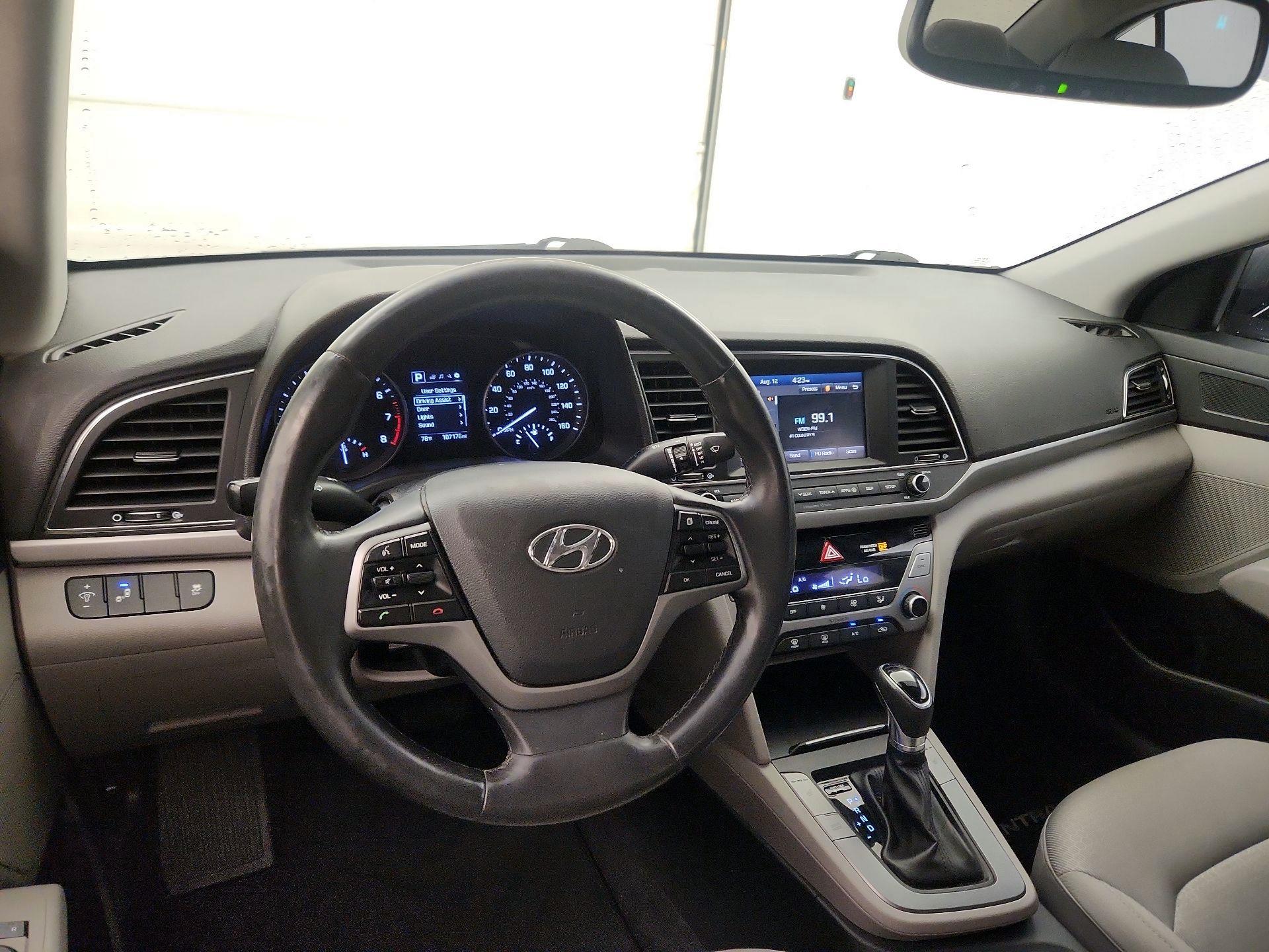 Thumbnail: 2018 Hyundai Elantra - 9