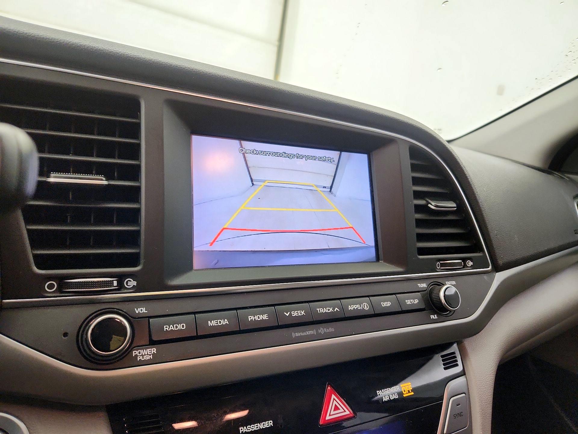 Thumbnail: 2018 Hyundai Elantra - 14