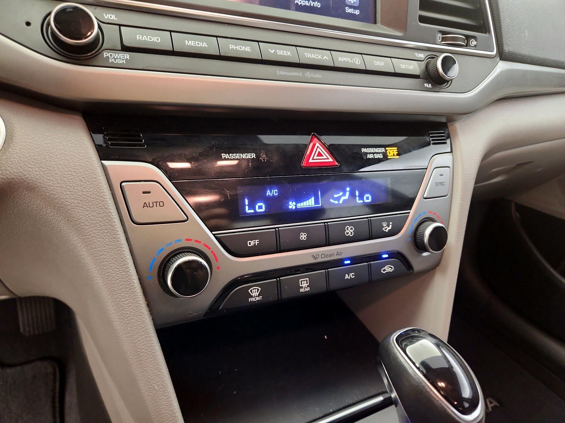 Thumbnail: 2018 Hyundai Elantra - 16