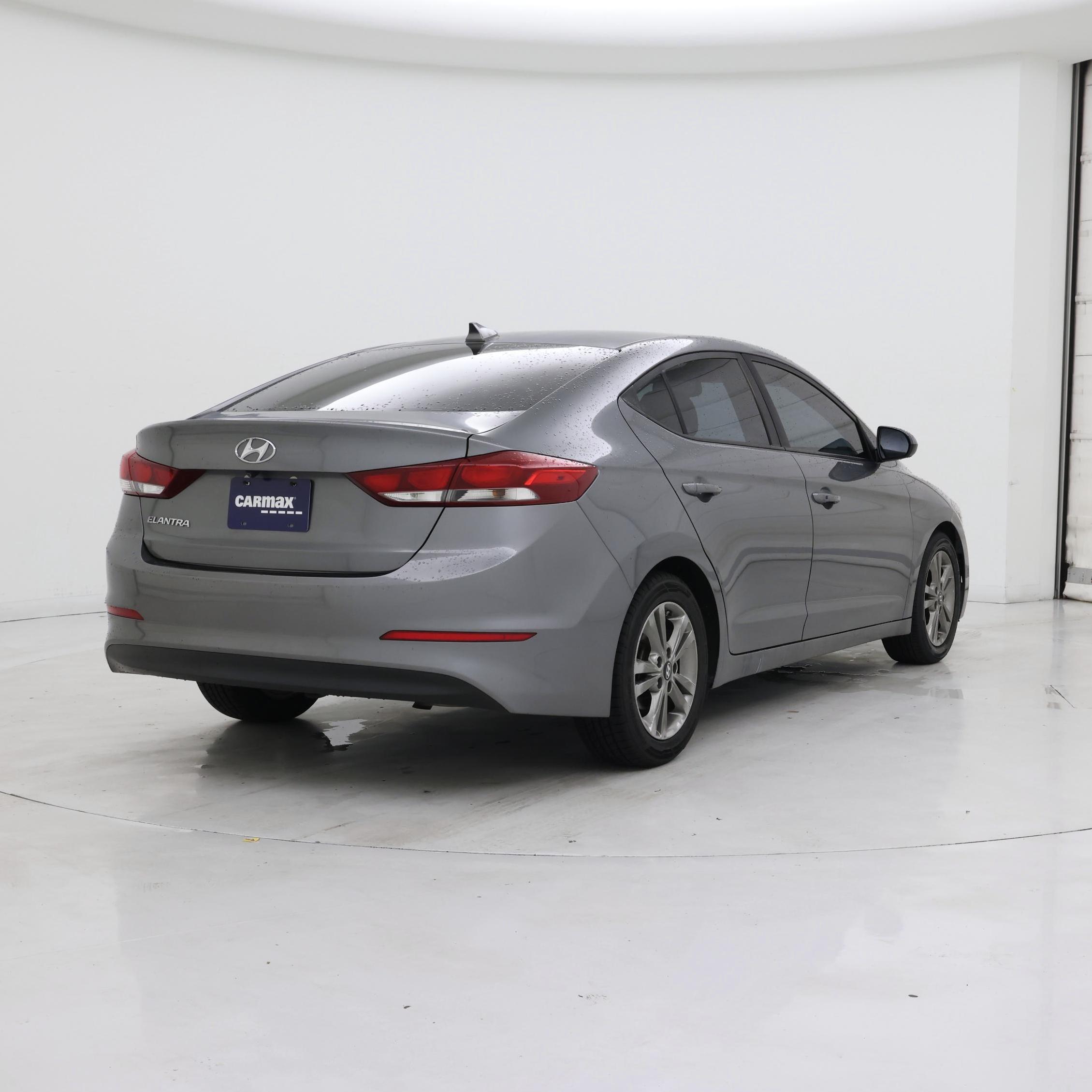 Thumbnail: 2018 Hyundai Elantra - 8