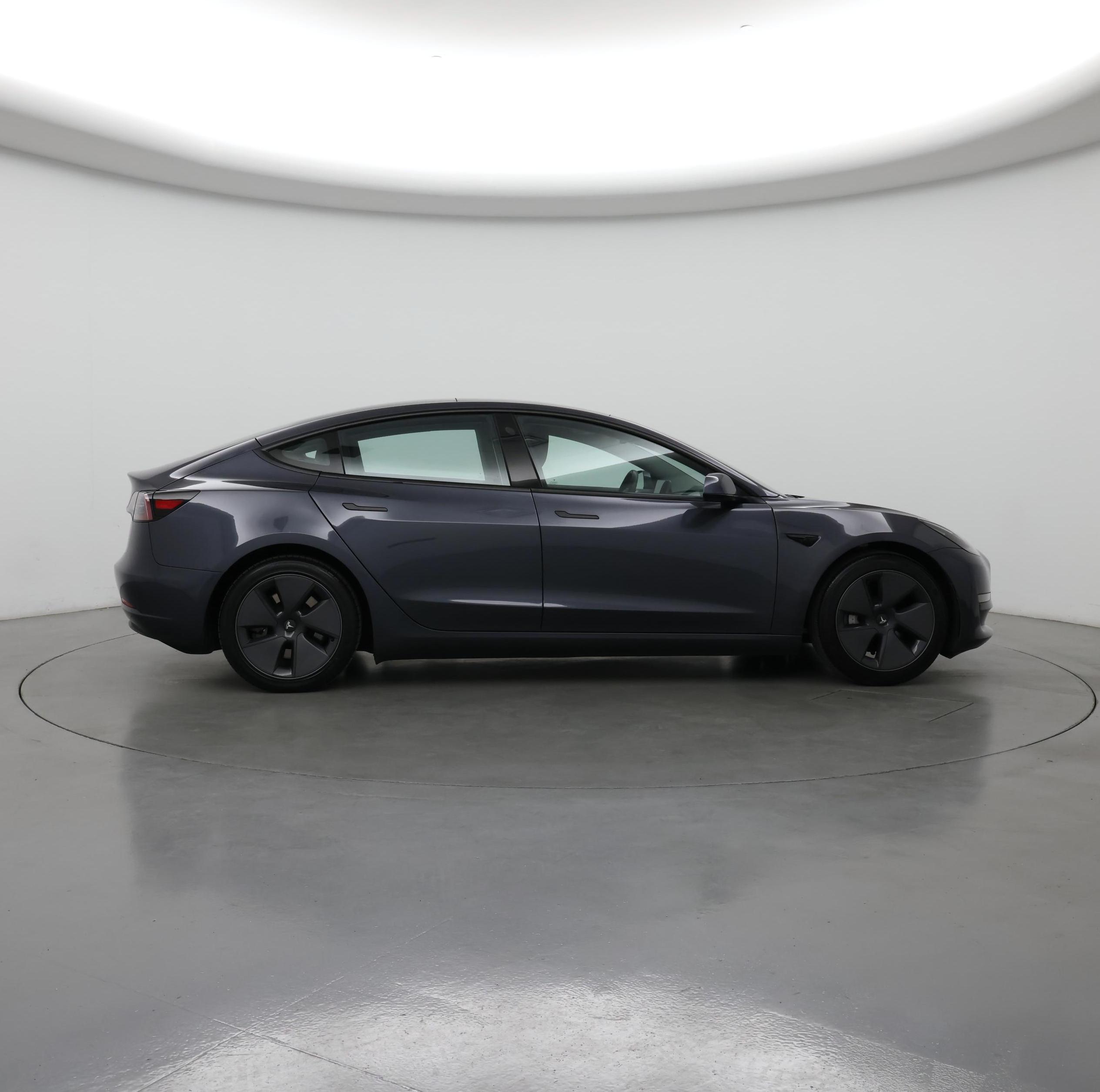 Thumbnail: 2023 Tesla Model 3 - 7