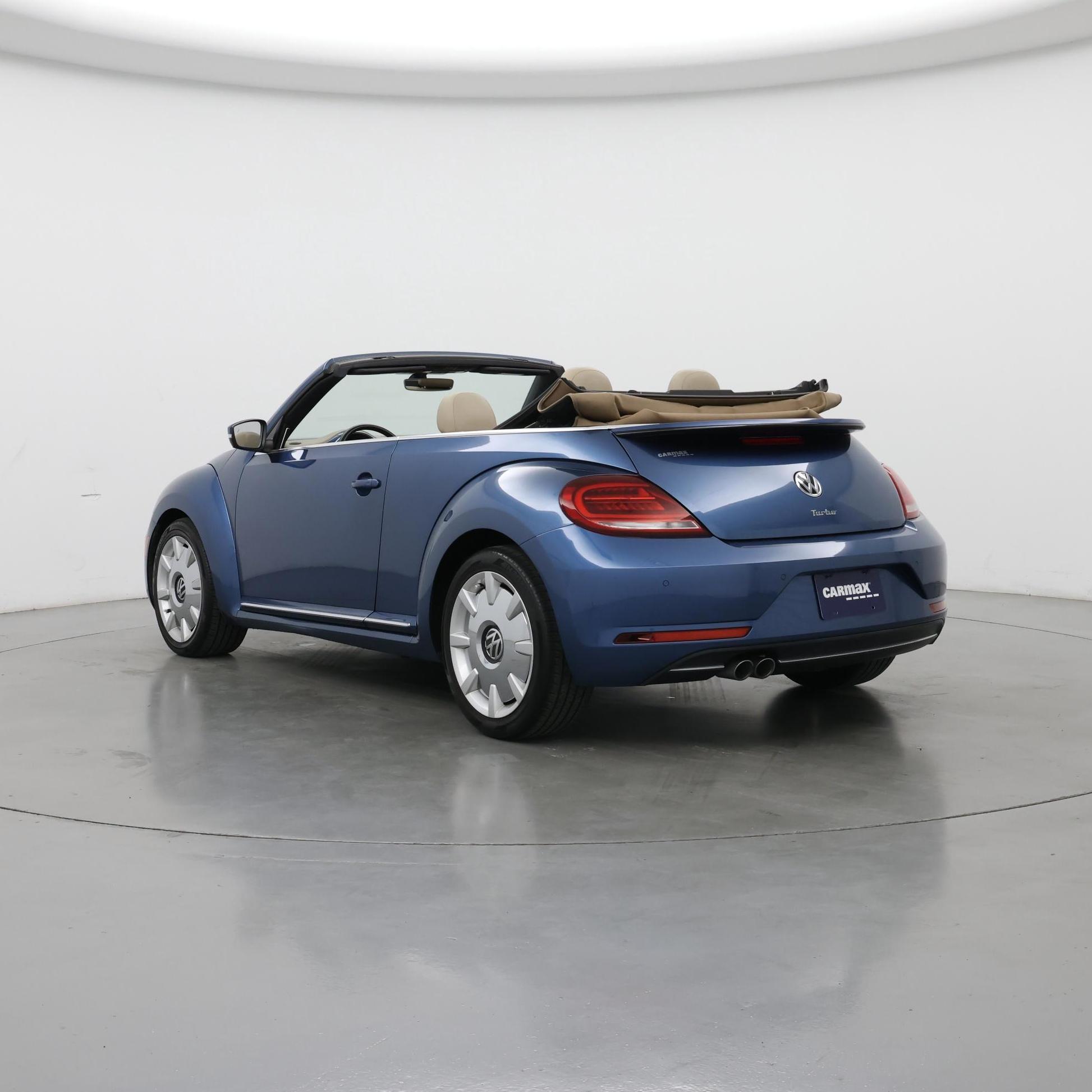 Thumbnail: 2019 Volkswagen Beetle - 2