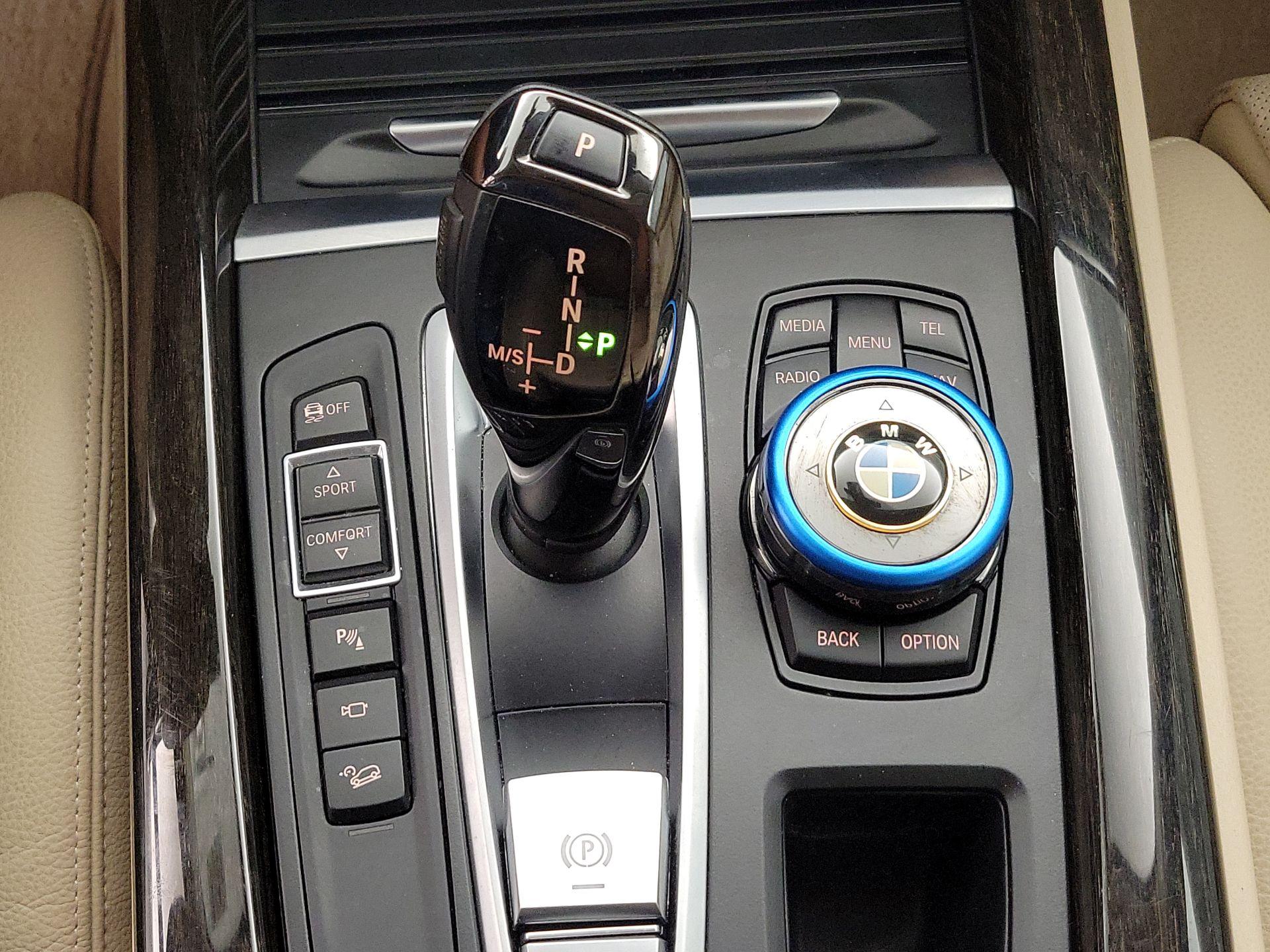 Thumbnail: 2015 BMW X5 - 18