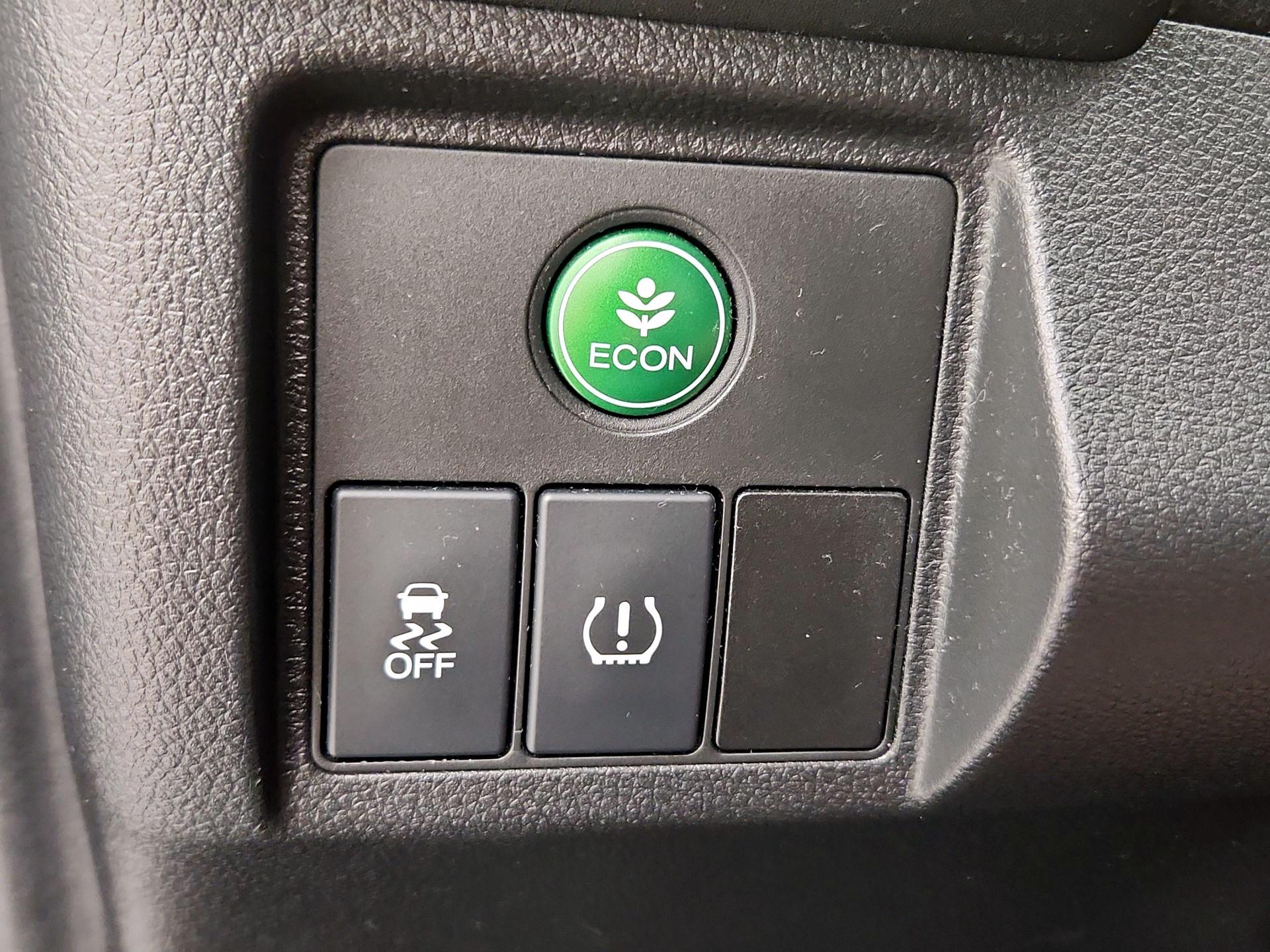 Thumbnail: 2016 Honda HR-V - 13