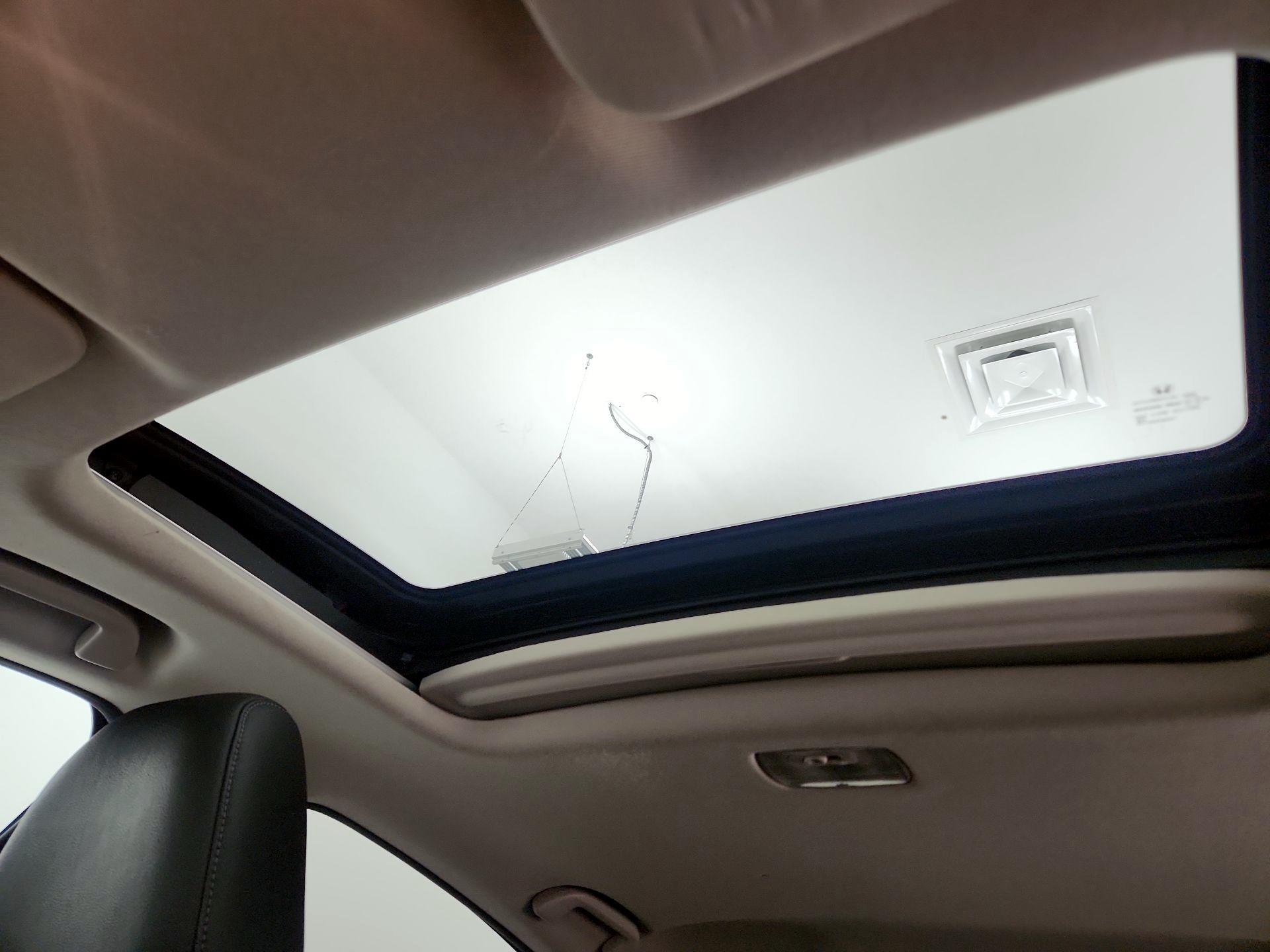 Thumbnail: 2016 Honda HR-V - 19