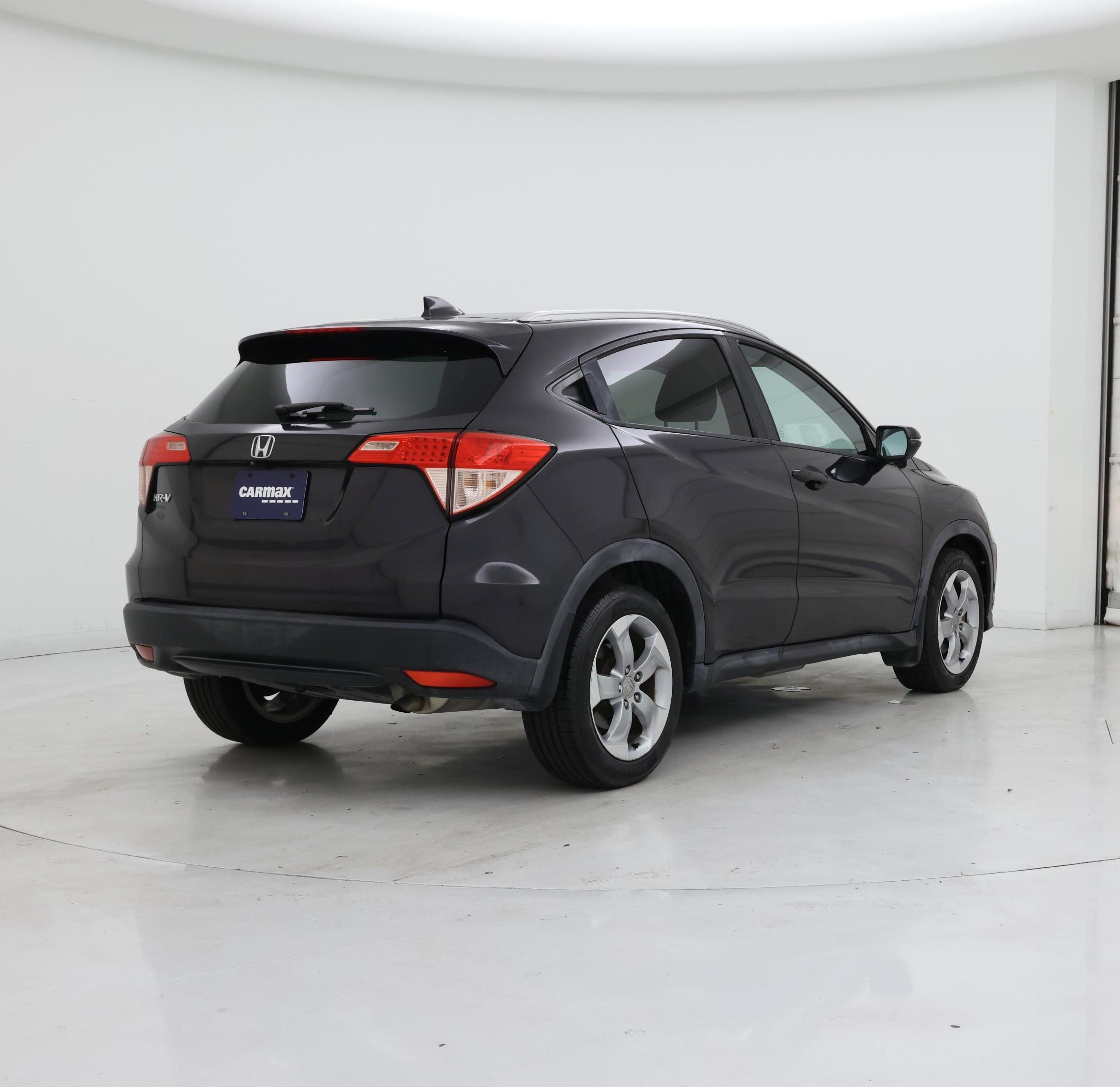 Thumbnail: 2016 Honda HR-V - 8