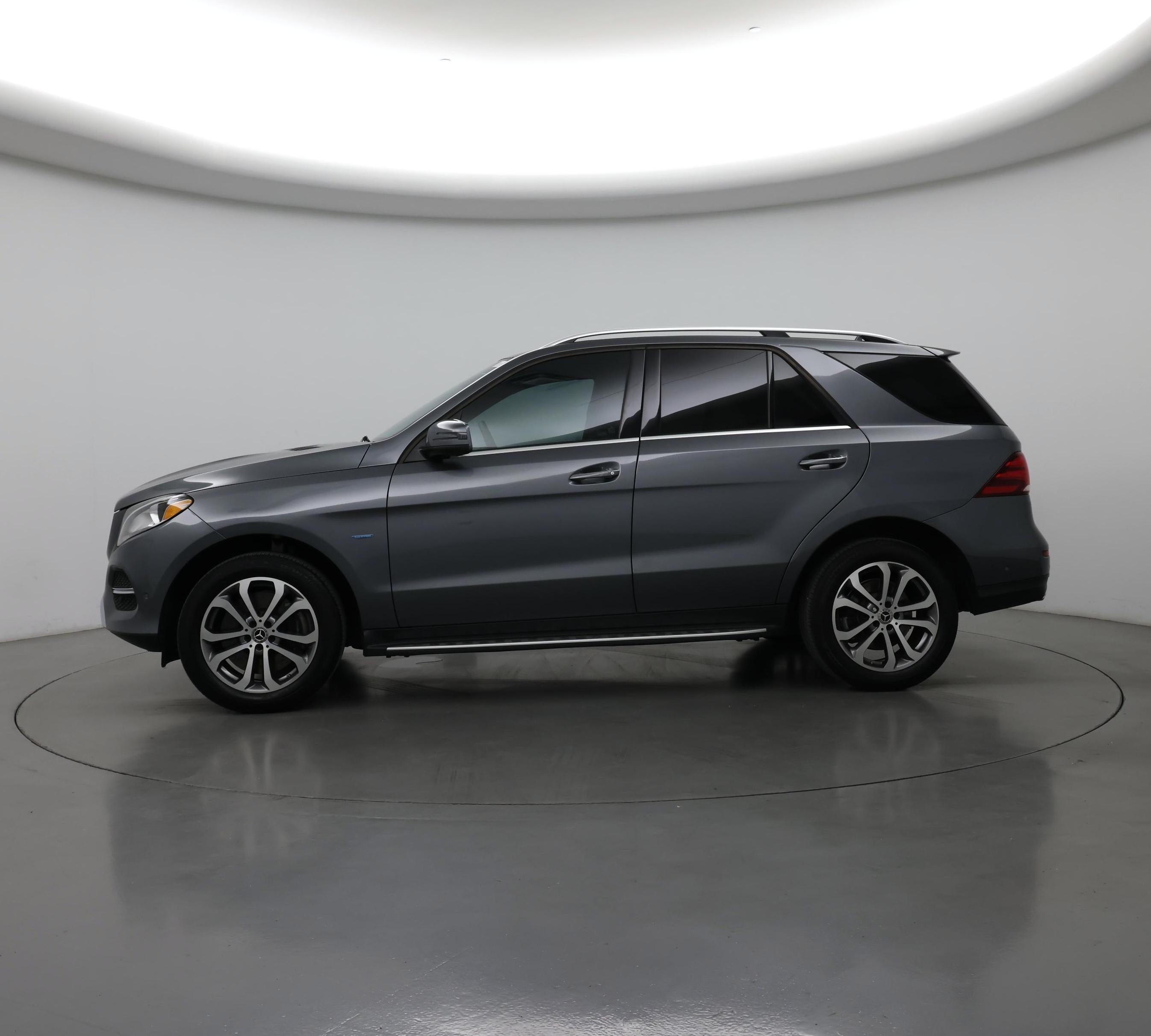 Thumbnail: 2018 Mercedes-Benz GLE - 3