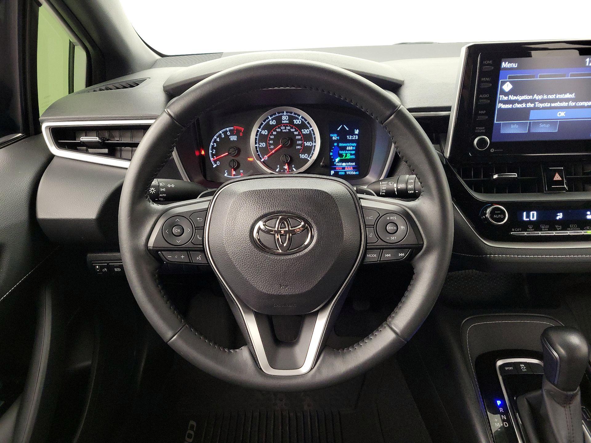Thumbnail: 2022 Toyota Corolla - 10