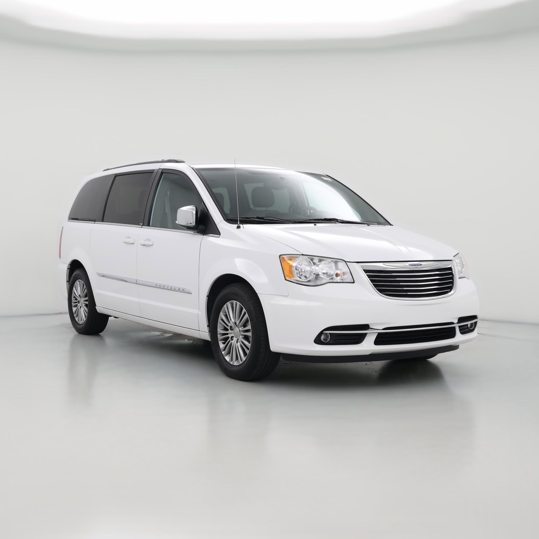 Thumbnail: 2014 Chrysler Town & Country - 1