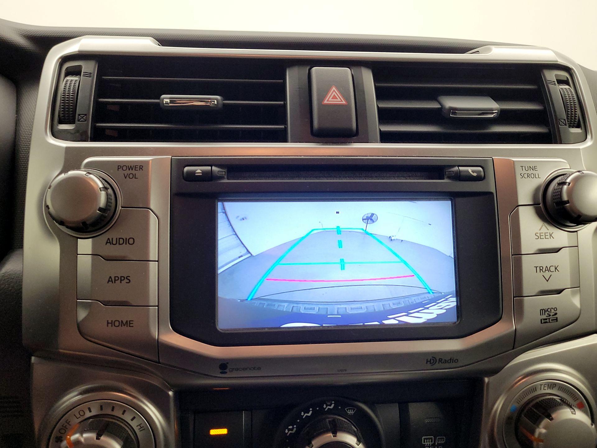 Thumbnail: 2015 Toyota 4Runner - 15