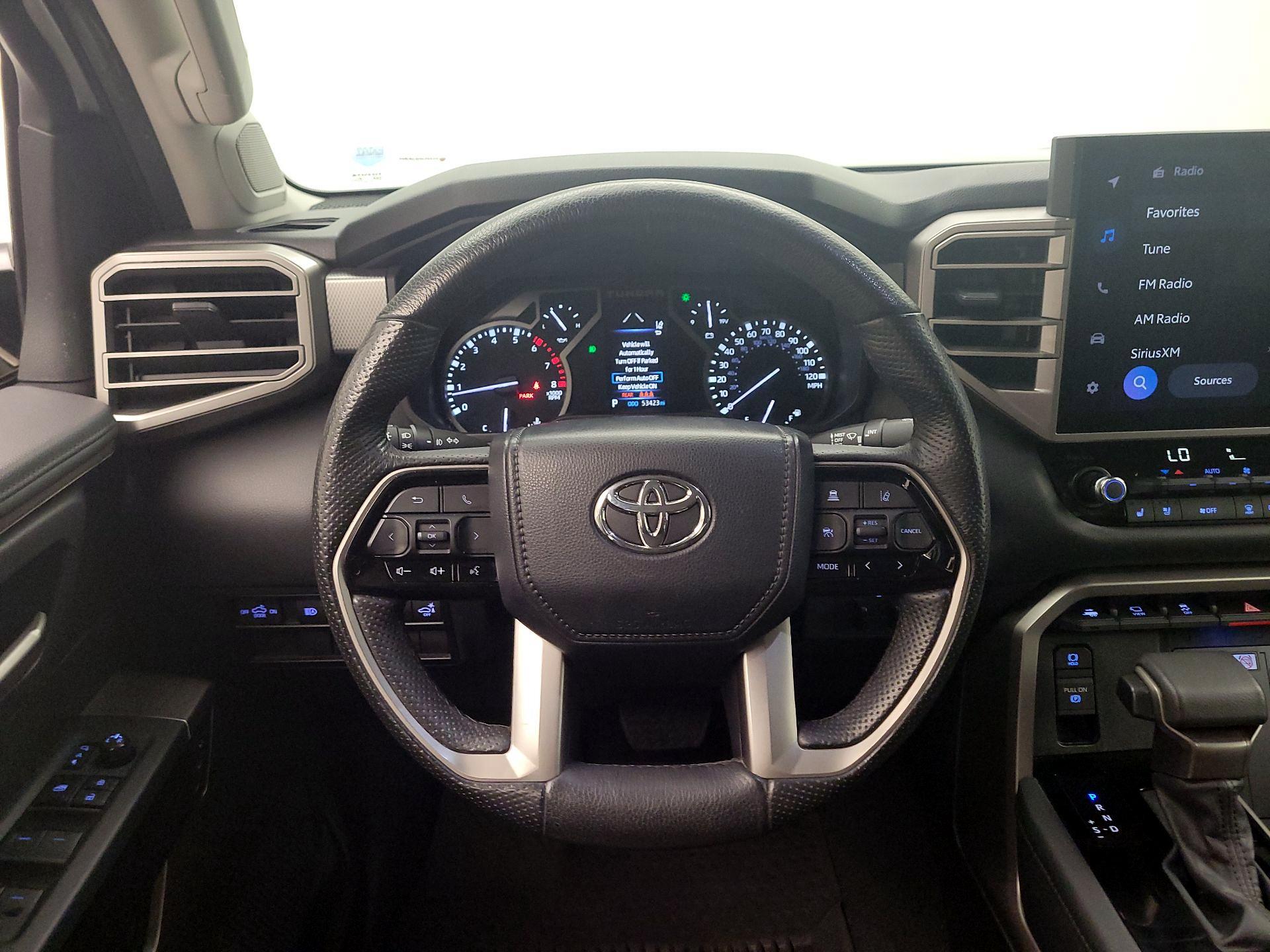 Thumbnail: 2022 Toyota Tundra - 10